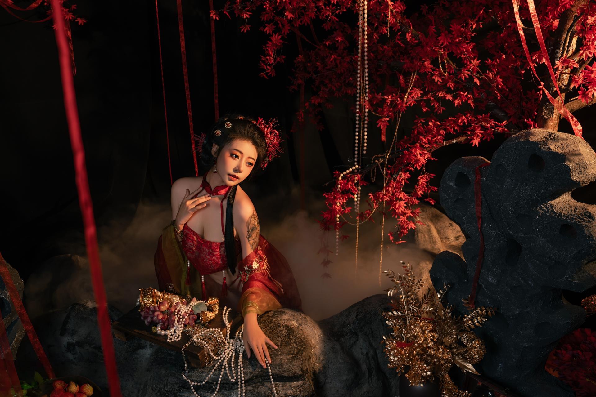 [私房] 奈汐酱nice - 流丹：红绳古风内衣 花影布景大尺度 85P