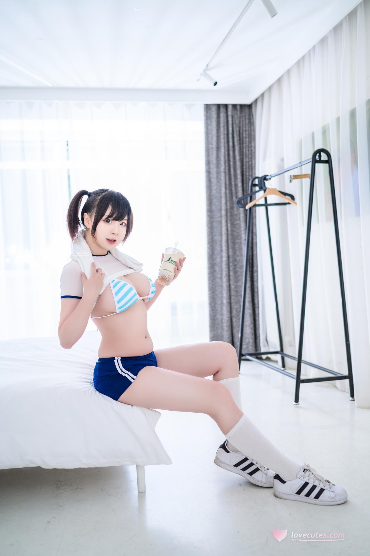 [私房] 皮皮奶可可爱了啦 - 透视体操服：蓝白体操服 私房美胸翘臀 50P