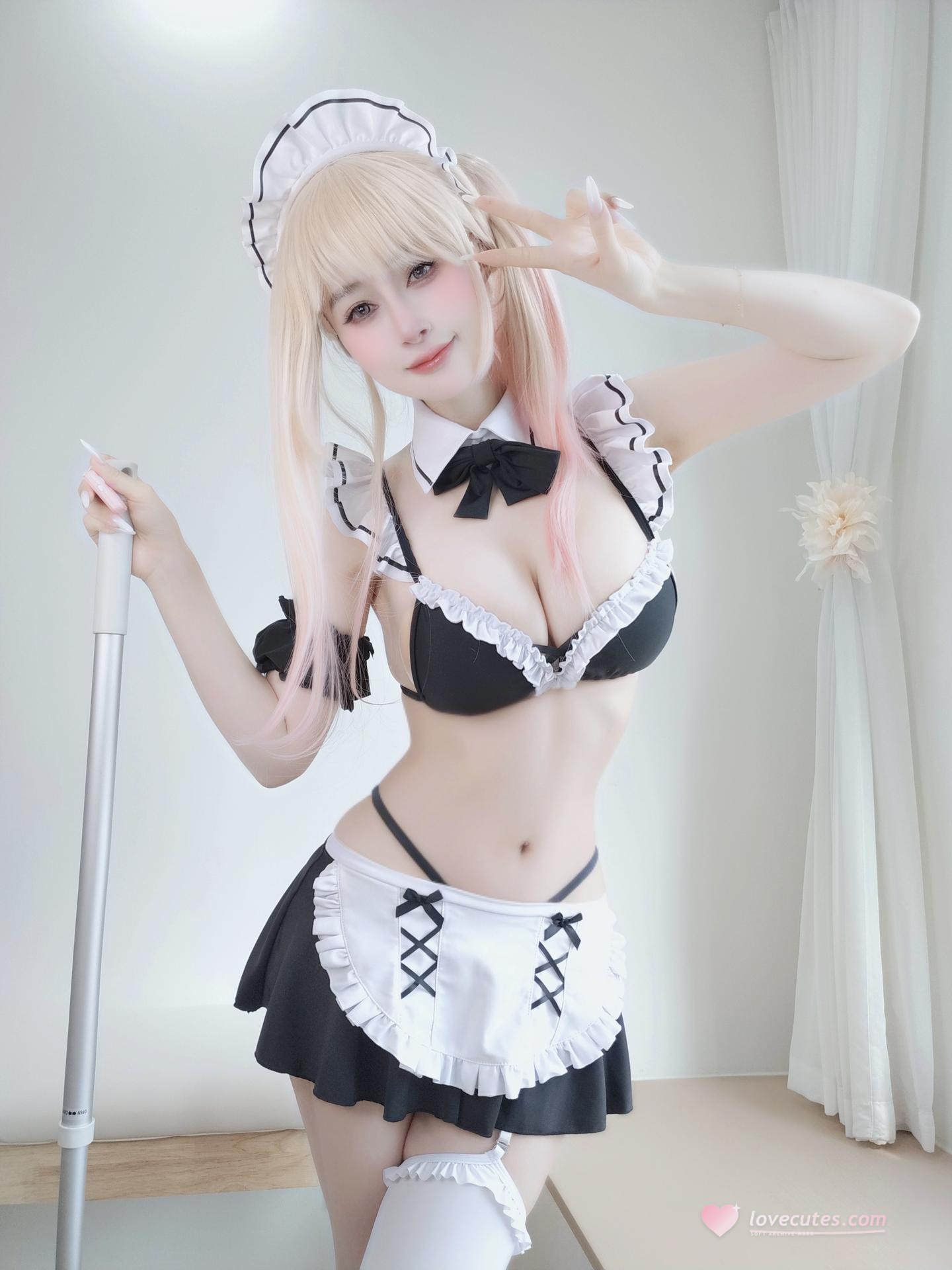 [cosplay] 白银81 - 更衣人偶坠入爱河 喜多川海梦：黑白女仆装美胸 62P