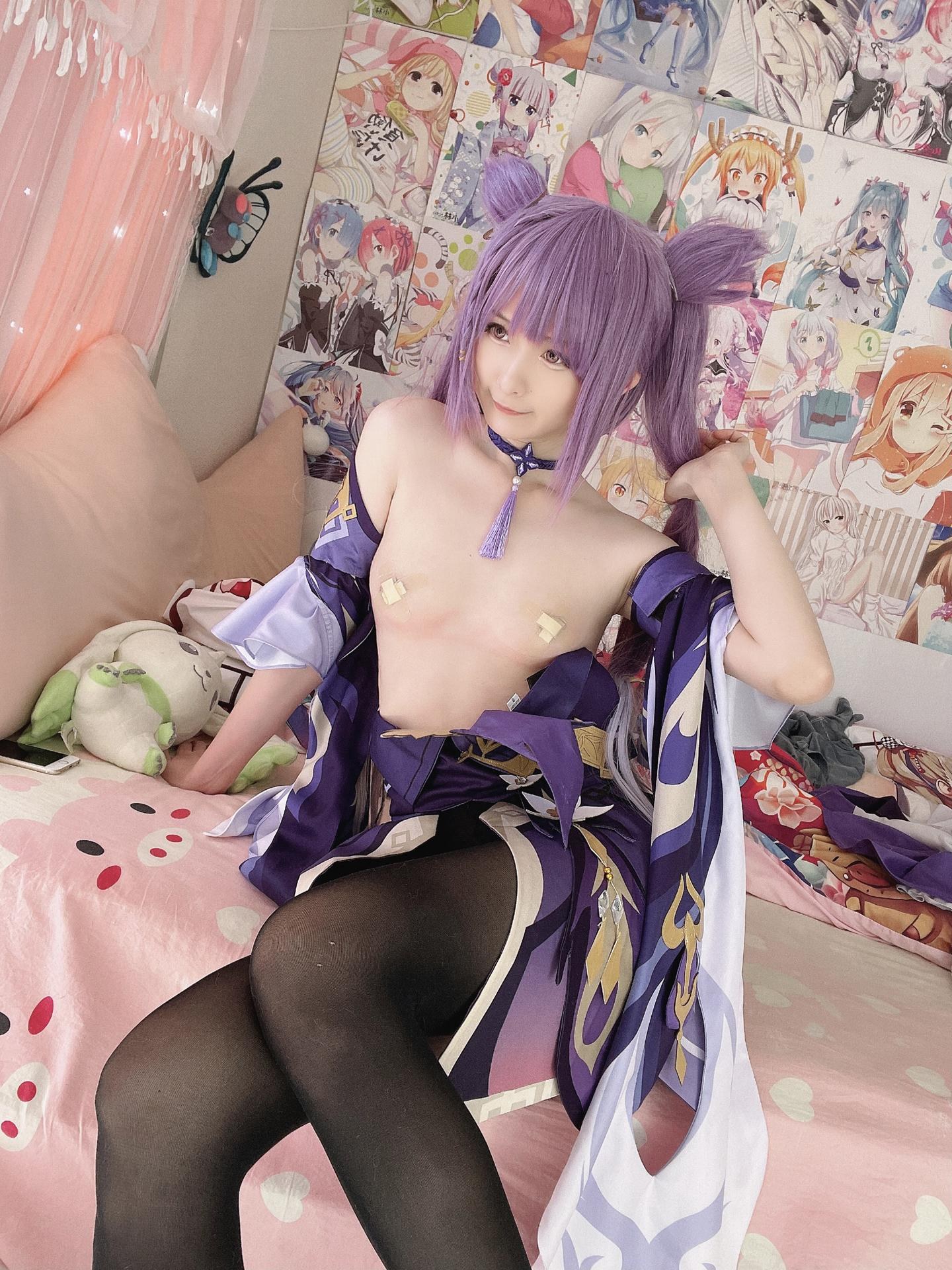 [cosplay] 习呆呆 - 刻晴：紫发兔耳露点大尺度还原 60P2V