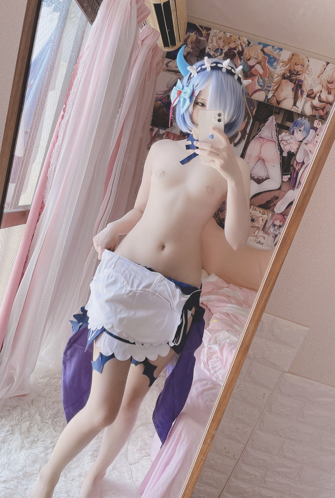 [cosplay] 습댕댕 - 감우: 파란 머리 메이드 노출 대범한 재현 36P2V