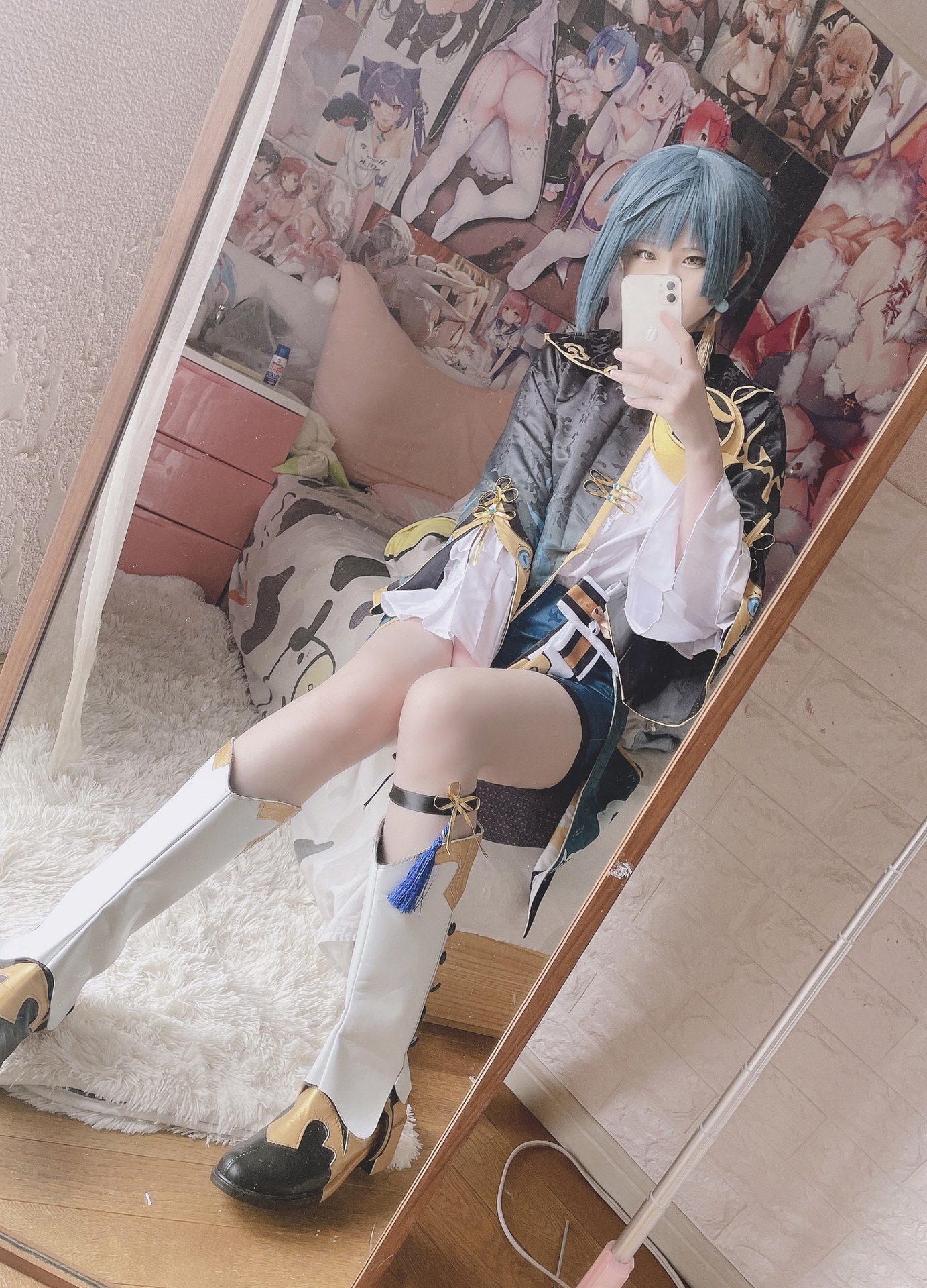 [cosplay] 习呆呆 - 行秋：黑发露点大尺度还原 14P1V