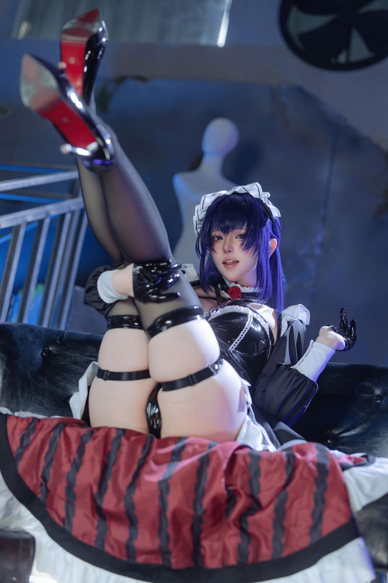 [cosplay] 屿鱼 - NIKKE胜利女神 米哈拉：咖啡女仆黑丝蕾丝还原 80P