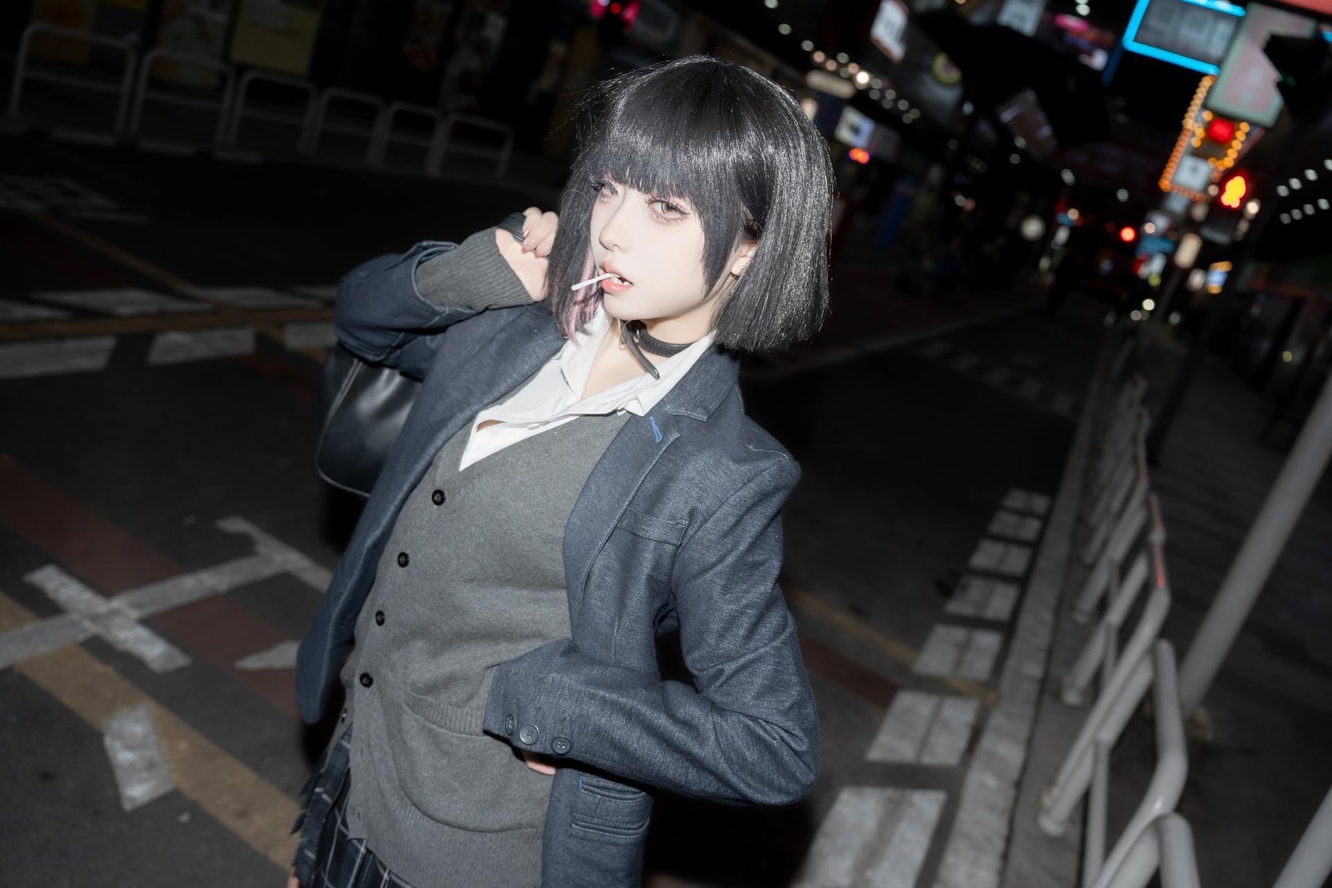 [写真] 纸悦Etsu_ko - 请多关照：夜街JK校服黑丝美腿 45P