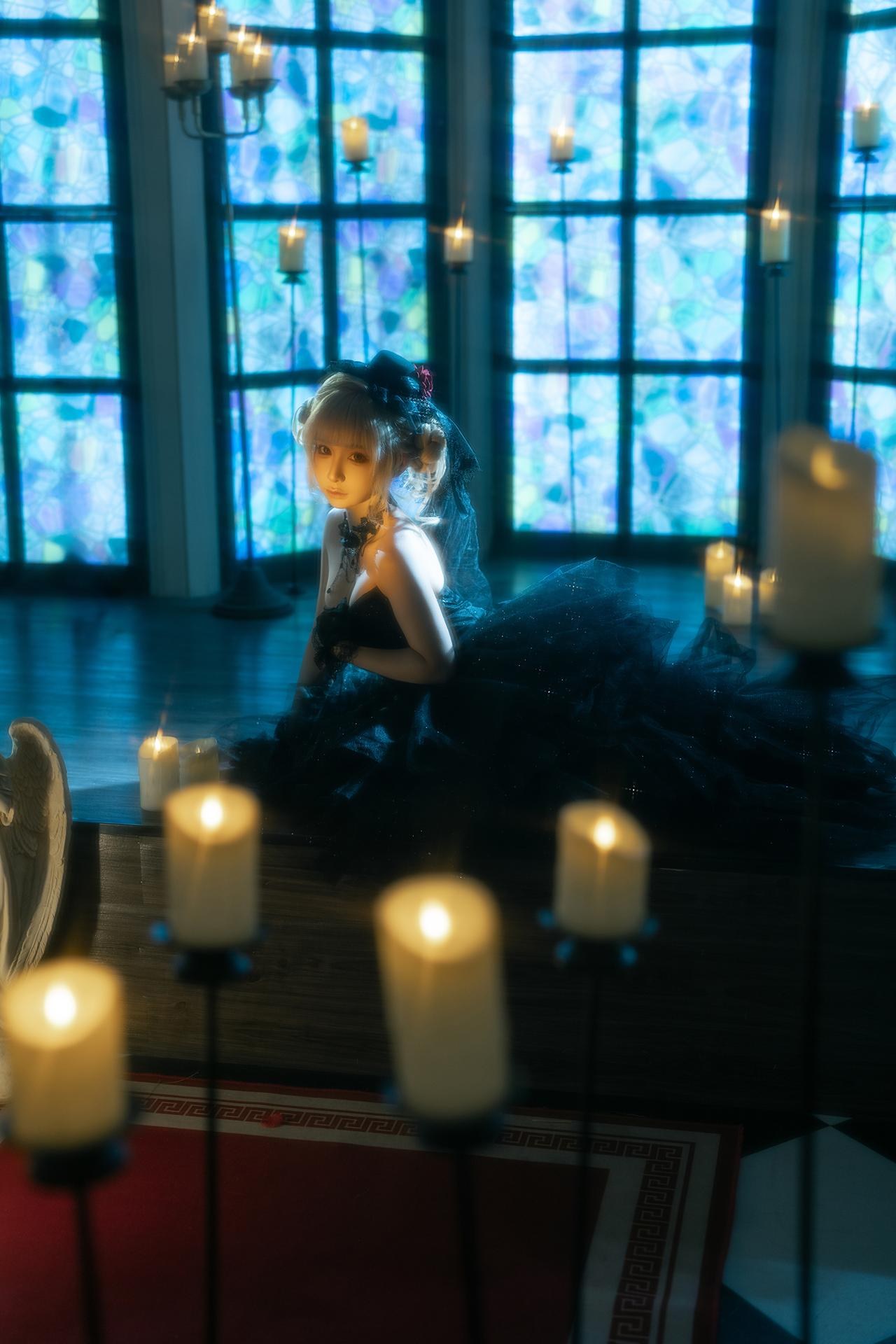 [Private Collection] Chun Mo Mo - Black Wedding Dress: Candlelit Black Wedding Dress, Black Stockings, Lace 37P1V