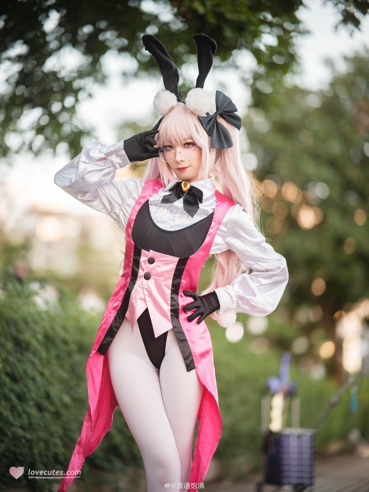 [cosplay] 封疆疆v - FGO光之高扬斯卡娅：粉色兔女郎白丝美腿 27P