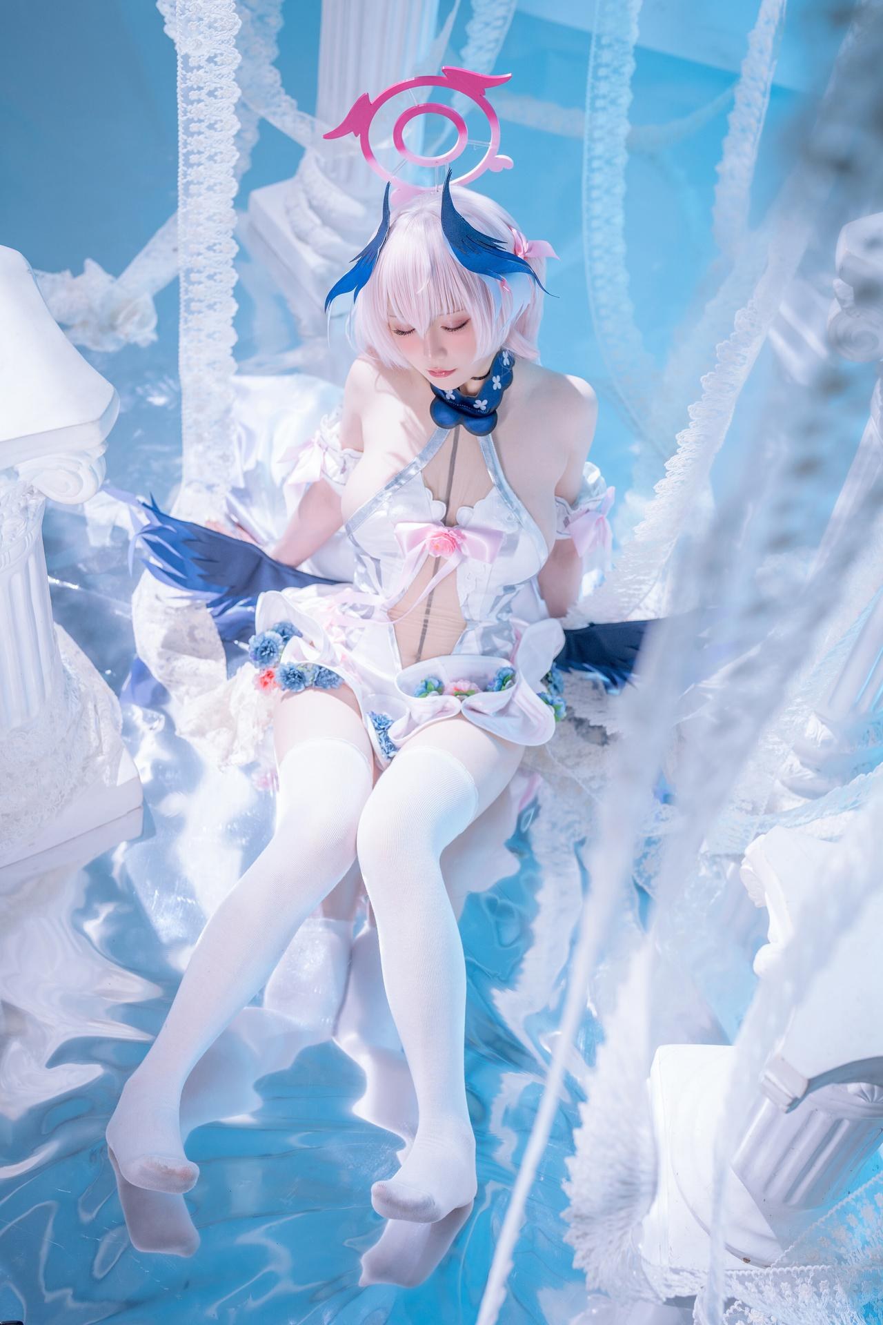 [cosplay] 星之迟迟Hoshilily - 蔚蓝档案 下江小春：修女制服白丝 47P