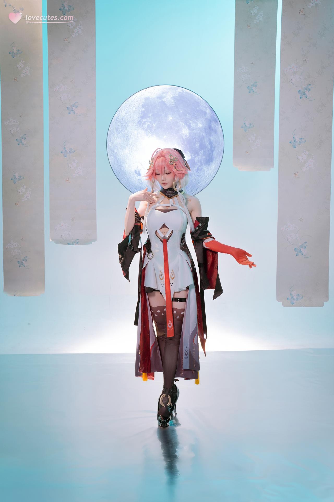 [cosplay] 星之迟迟Hoshilily - 鸣潮 长离：黑金礼装美腿还原 24P