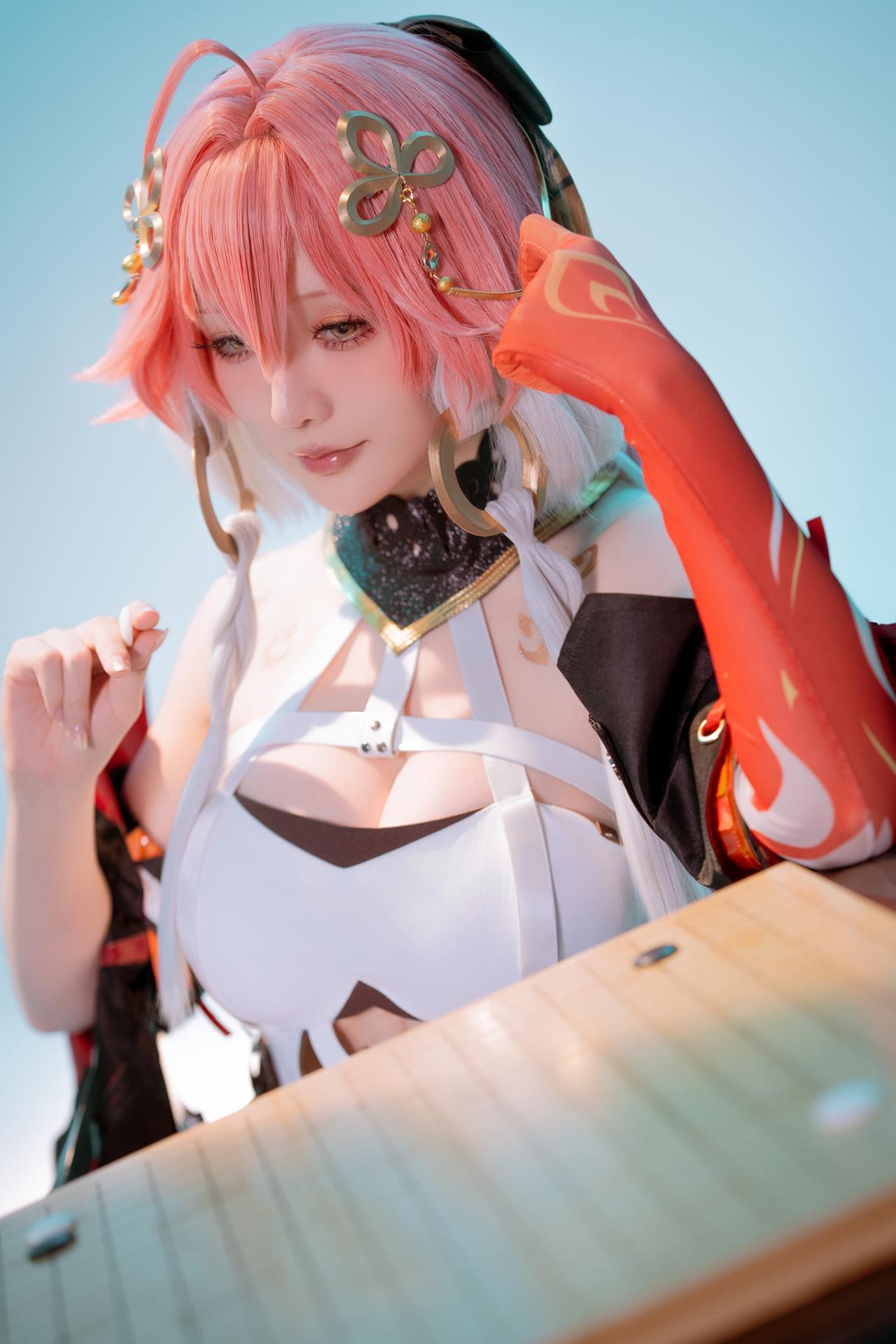 [cosplay] 星之迟迟Hoshilily - 鸣潮 长离：黑金礼装美腿还原 24P