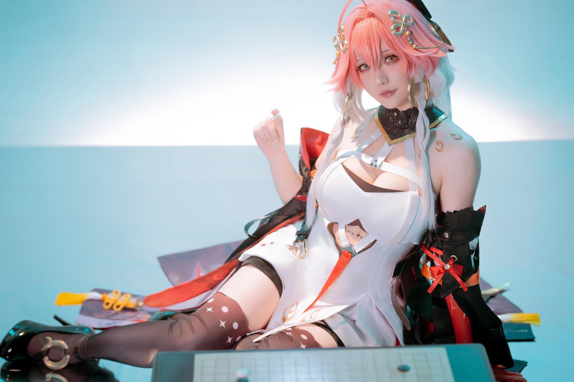 [cosplay] 星之迟迟Hoshilily - 鸣潮 长离：黑金礼装美腿还原 24P