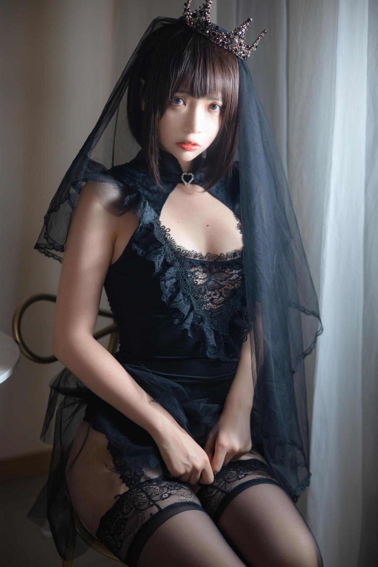 [私房] 疯猫ss - NO.239 黑色婚纱：黑丝蕾丝内衣美腿 40P