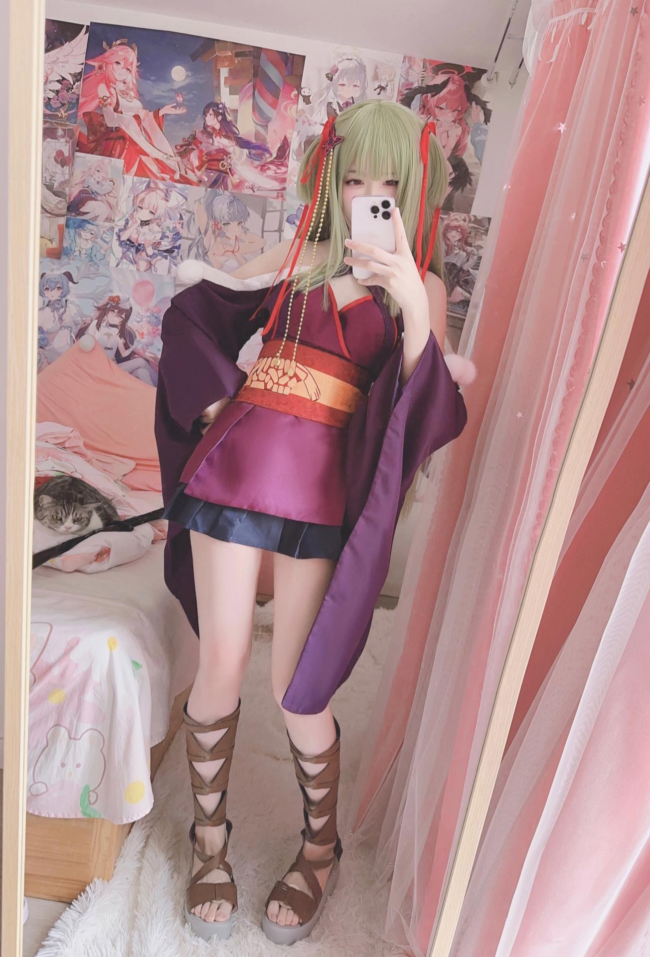 [cosplay] 呆呆Misa - 千恋万花 丛雨：白发和服巫女白丝美腿 17P2V