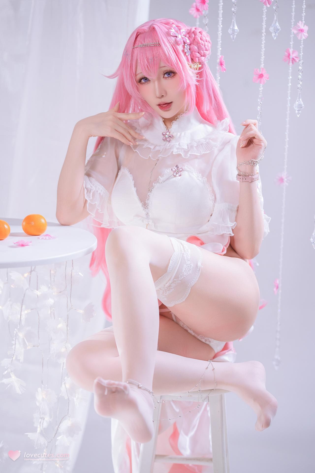 [cosplay] 星之迟迟Hoshilily - 胜利女神：妮姬 桃乐丝：白发礼装白丝美腿还原 44P