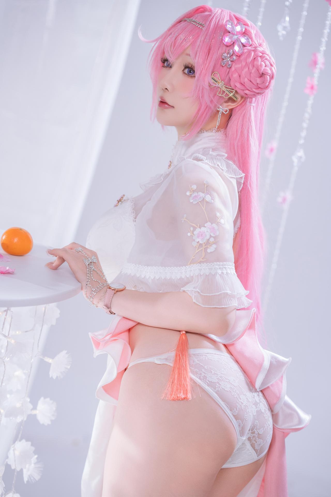 [cosplay] 星之迟迟Hoshilily - 胜利女神：妮姬 桃乐丝：白发礼装白丝美腿还原 44P