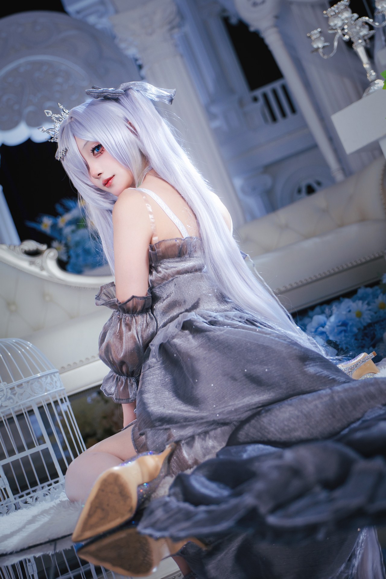 [cosplay] Shi Suqingya - Nikke Cinderella silver battle suit cosplay 写真セット 16P
