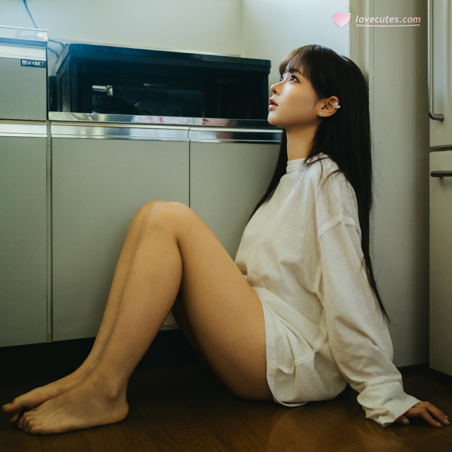 [私房] 蠢沫沫 - 牛奶主题私房：白色内衣甜美写真 22P