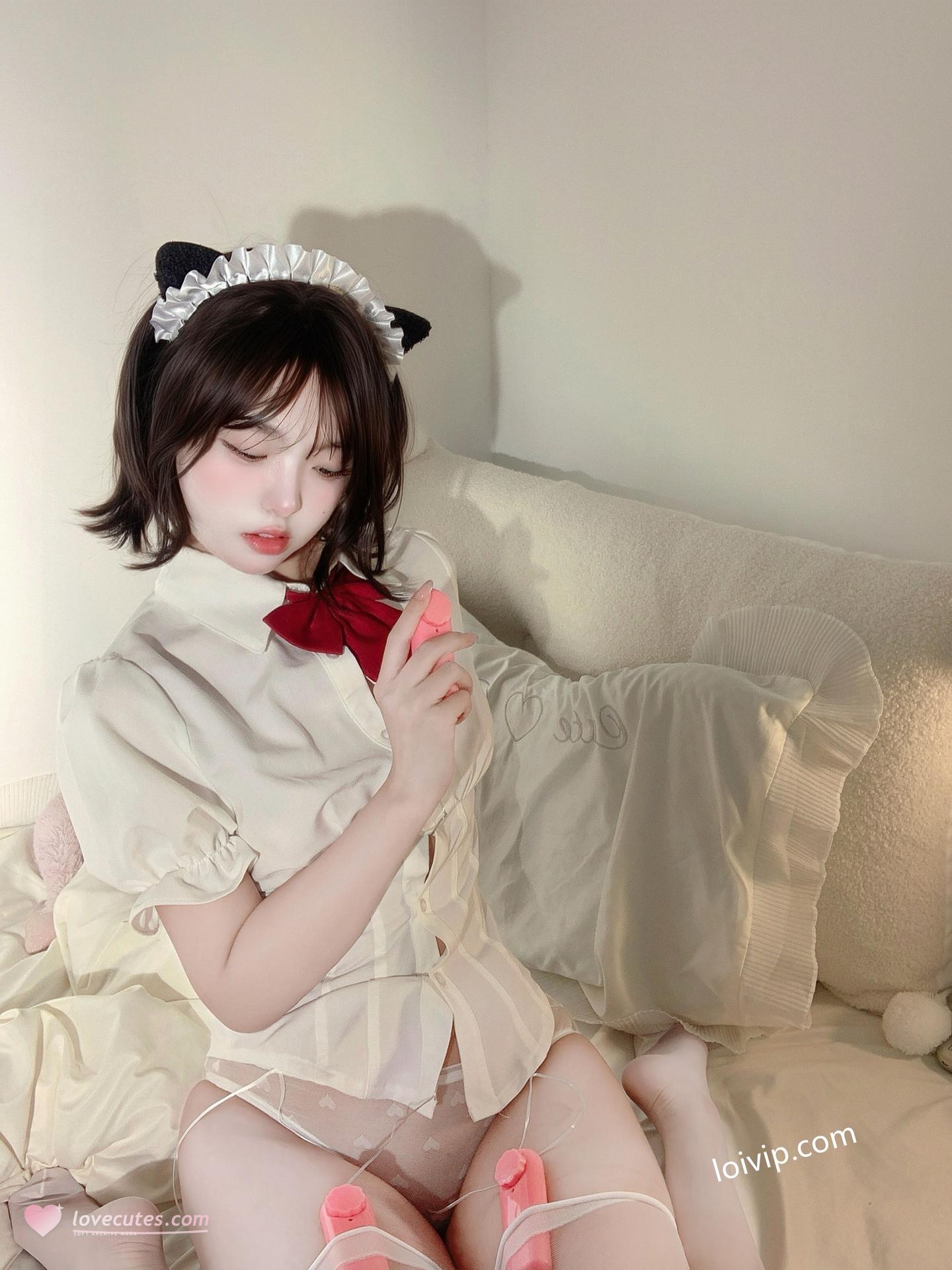[프라이빗 룸] 你的真真u - 电动玩具 女仆床拍玩具主题 美腿私房 42P1V