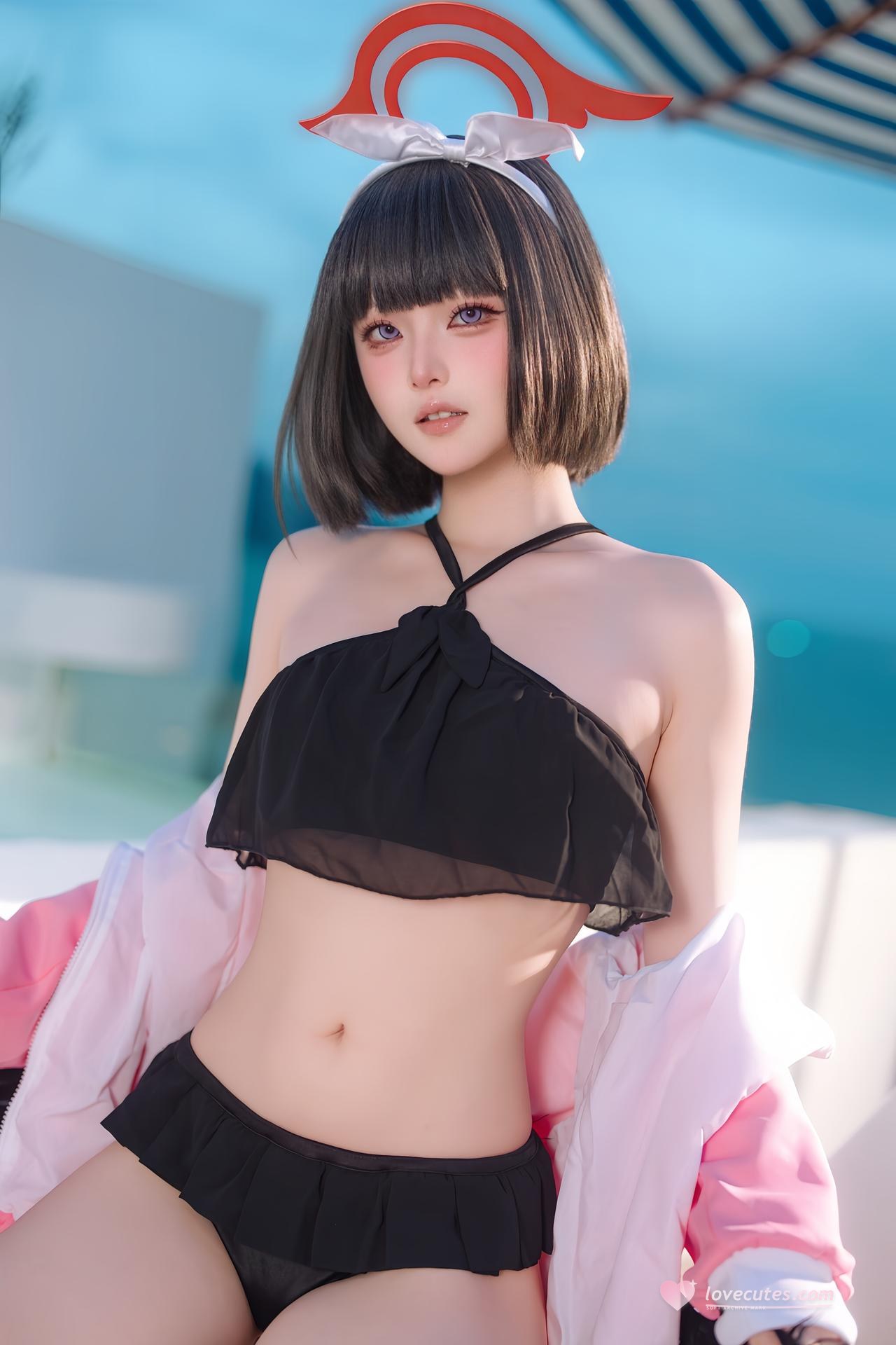 [Cosplay] Yuyu โฟโต้เซ็ต cosplay, swimsuit, bikini, leg-focused poses 30P
