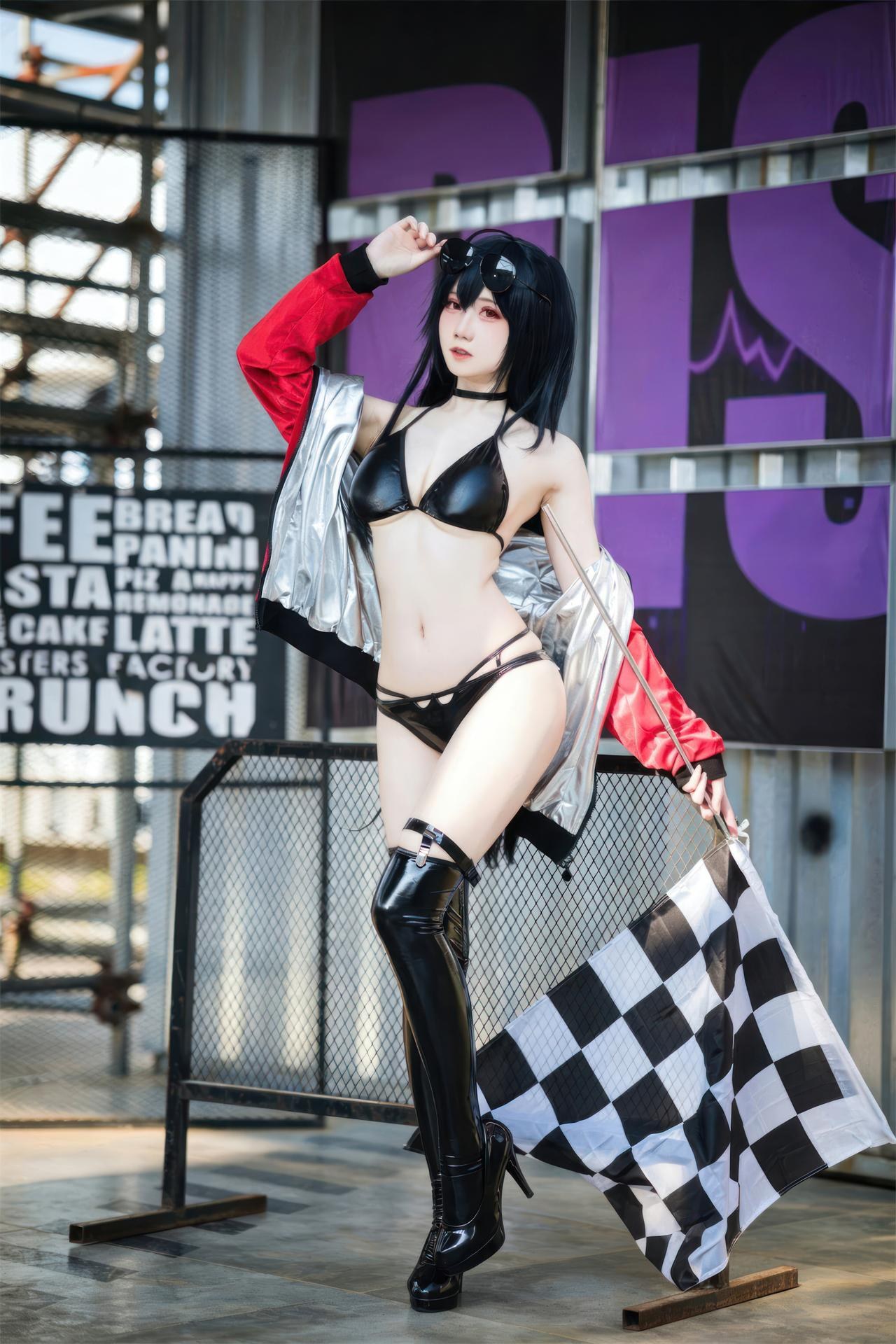 [Cosplay] Menmentan - MissKON coser cosplay, black stockings, busty styling, leg-focused poses 32P