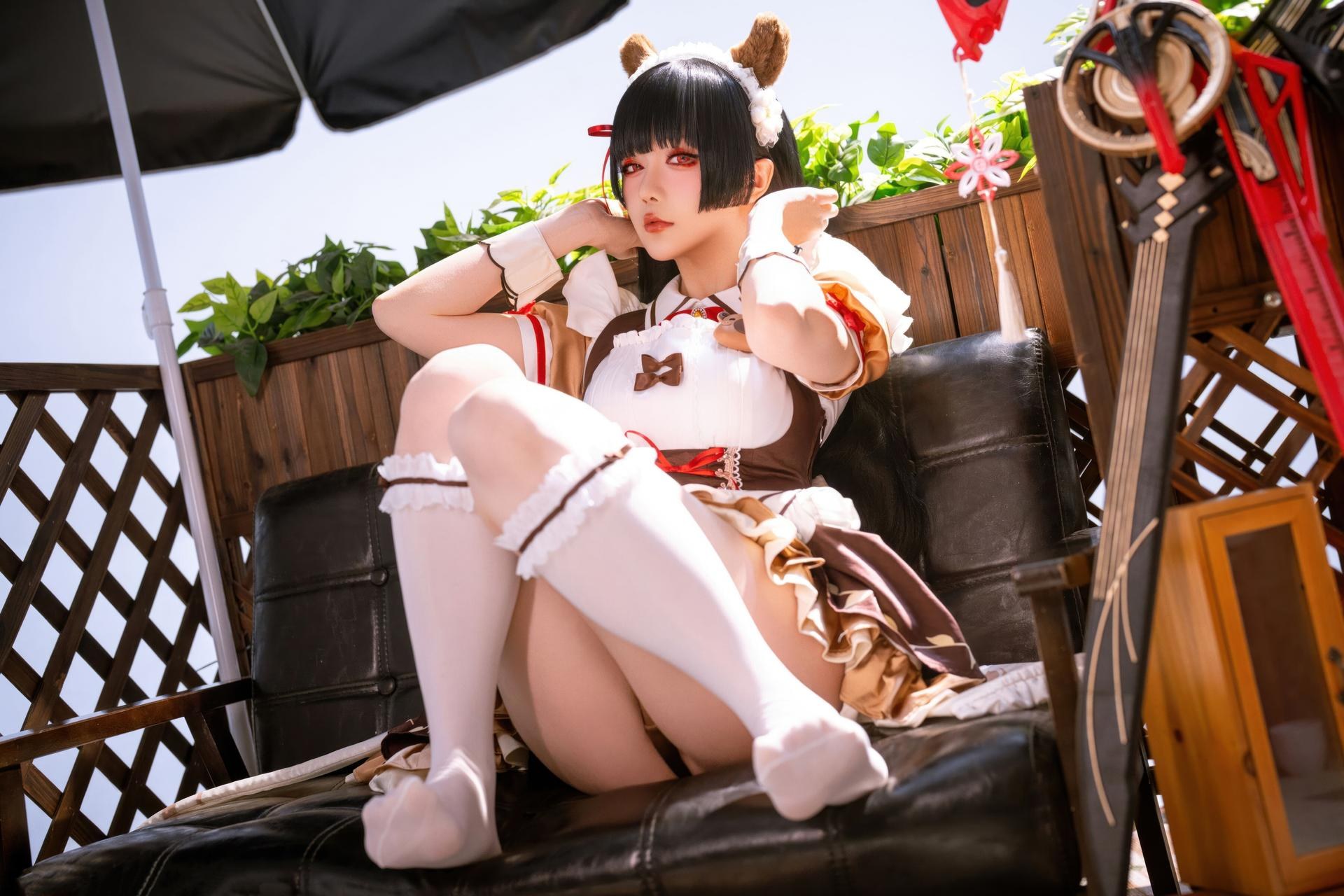 [Cosplay] Hoshilily bộ ảnh cosplay, maid, leg-focused poses 42P