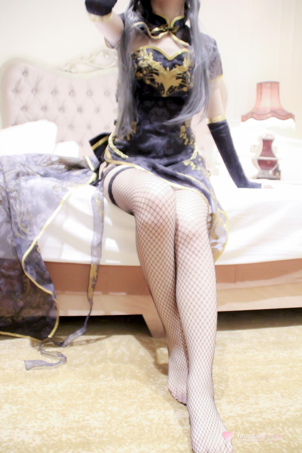 [cosplay] 少女映畫 - 洛天依 金絲雀：黑絲網襪翹臀大尺度角色還原 15P