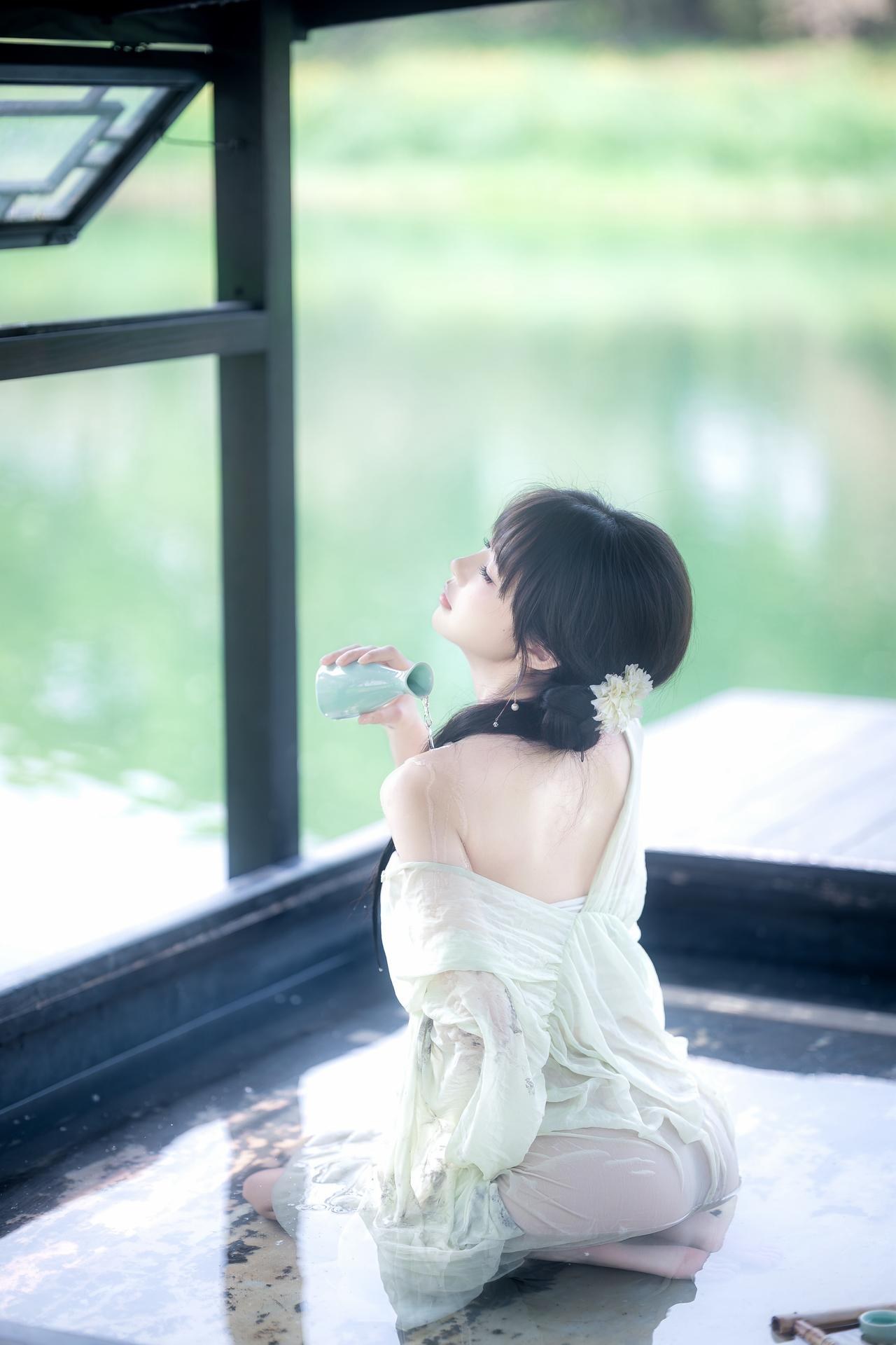 [写真] Shika小鹿鹿 - 江南水色：古风水色湿身美腿写真 65P3V