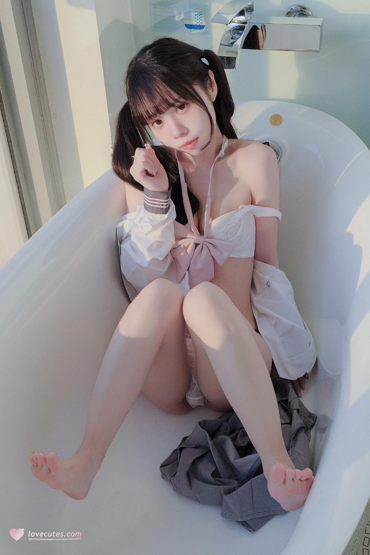 [私房] Keke Xiaobaitu - After-Class Private Time コスプレ写真集 48P
