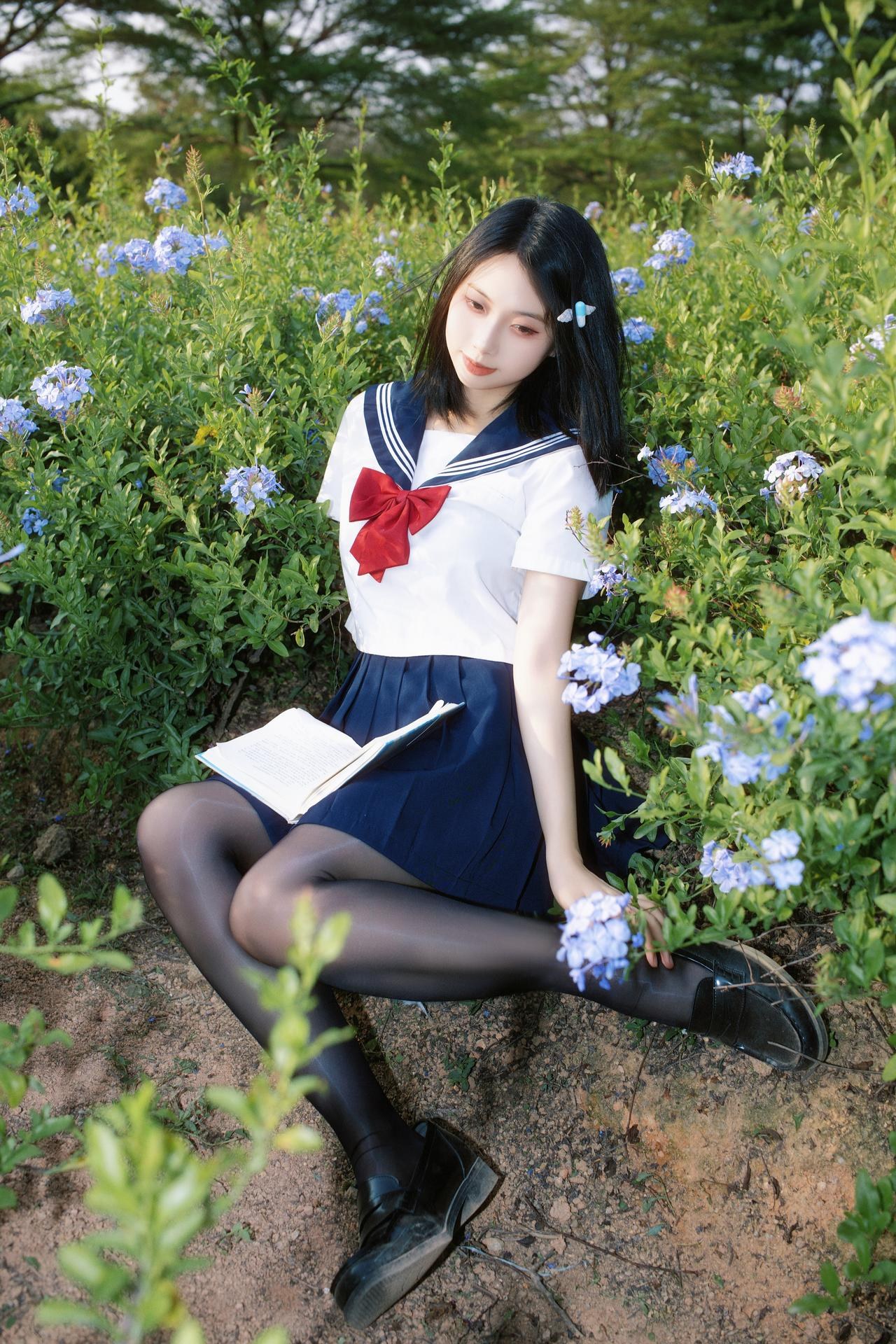 [写真] 七只红豆 - 蓝花JK：JK制服蓝色花纹 39P