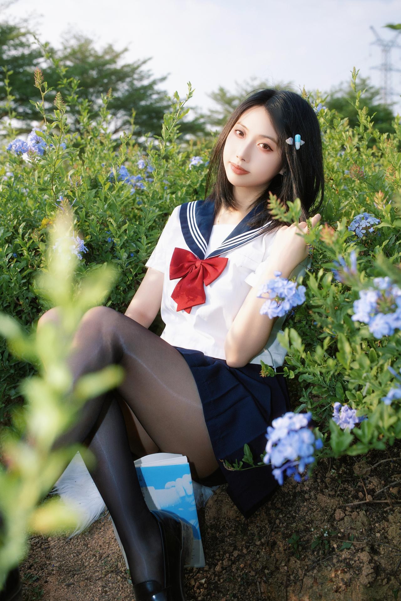 [写真] 七只红豆 - 蓝花JK：JK制服蓝色花纹 39P