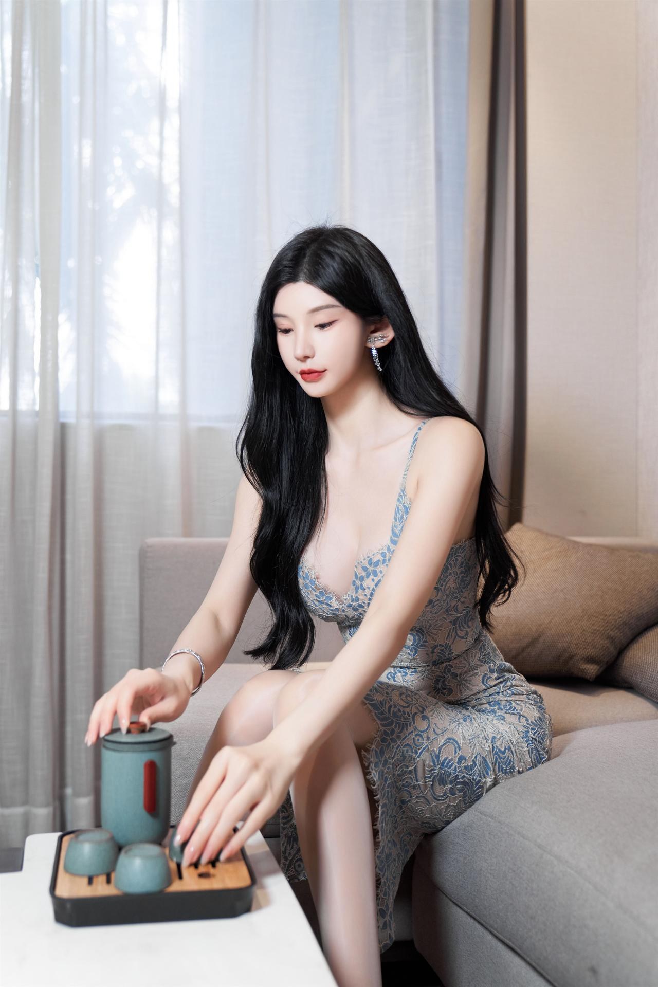 [Model] Zhou Yuxi - R18 Night Jasmine bộ ảnh cosplay 95P