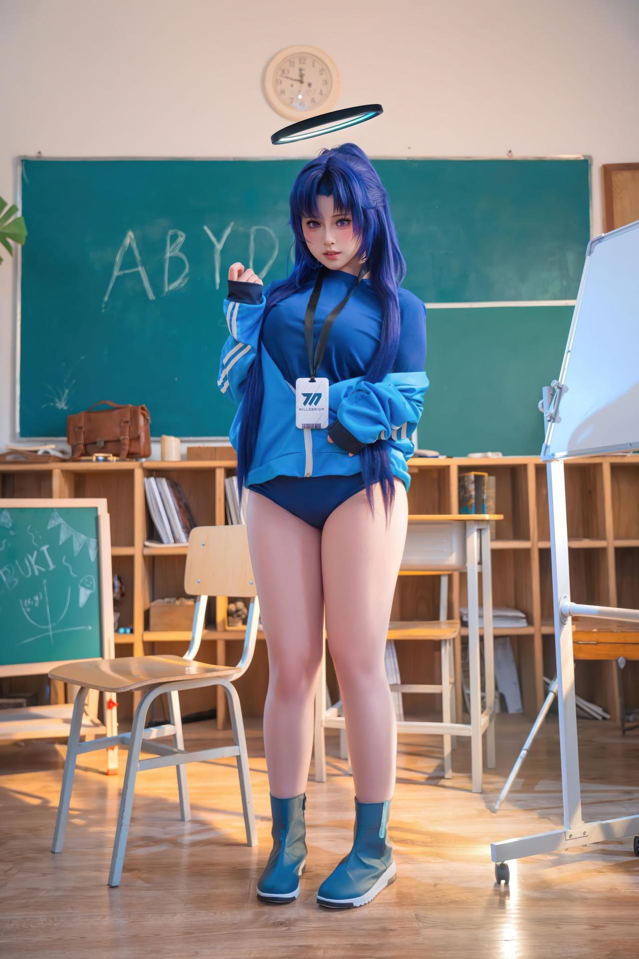 [cosplay] 呙呙 - 优香：优香角色还原美腿大尺度 58P