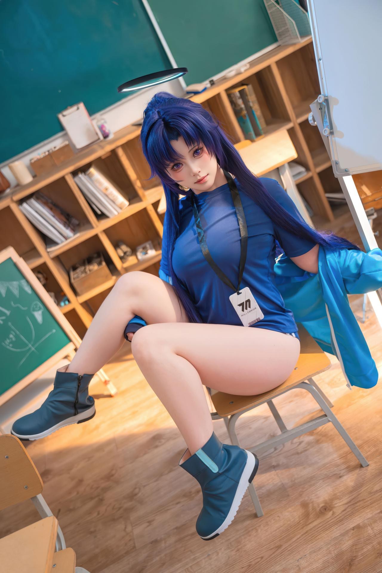 [cosplay] 呙呙 - 优香：优香角色还原美腿大尺度 58P