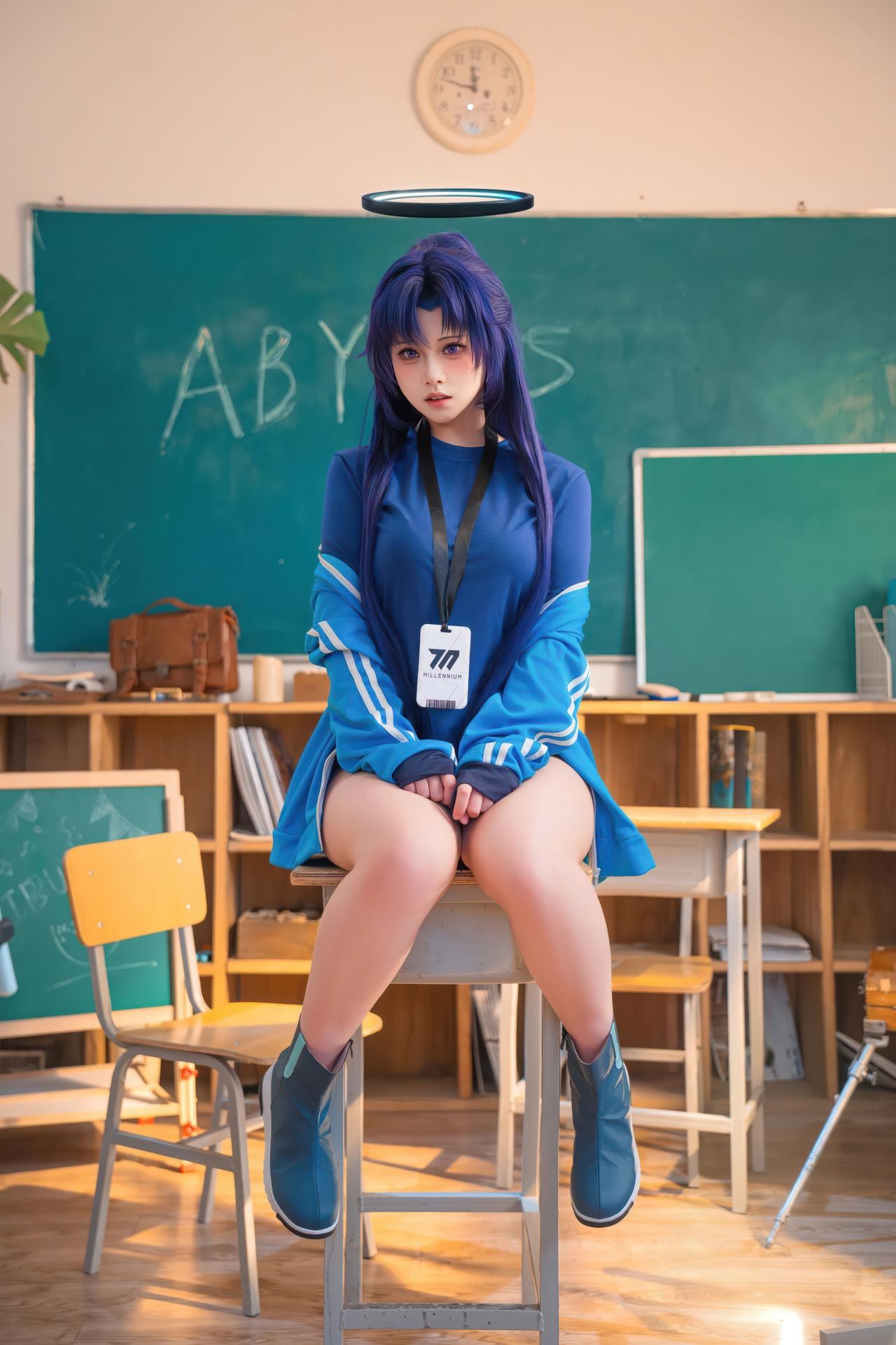 [cosplay] 呙呙 - 优香：优香角色还原美腿大尺度 58P
