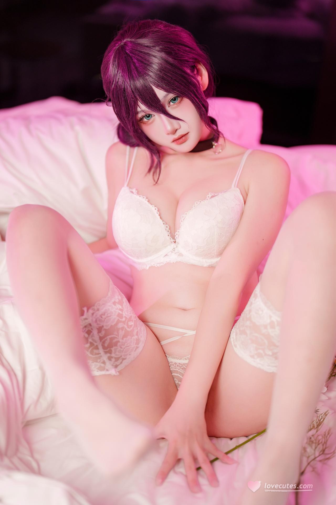 [cosplay] Xiaoyukiko小鱼 - 电锯人 蕾塞：电锯人 蕾塞角色还原美腿大尺度 32P