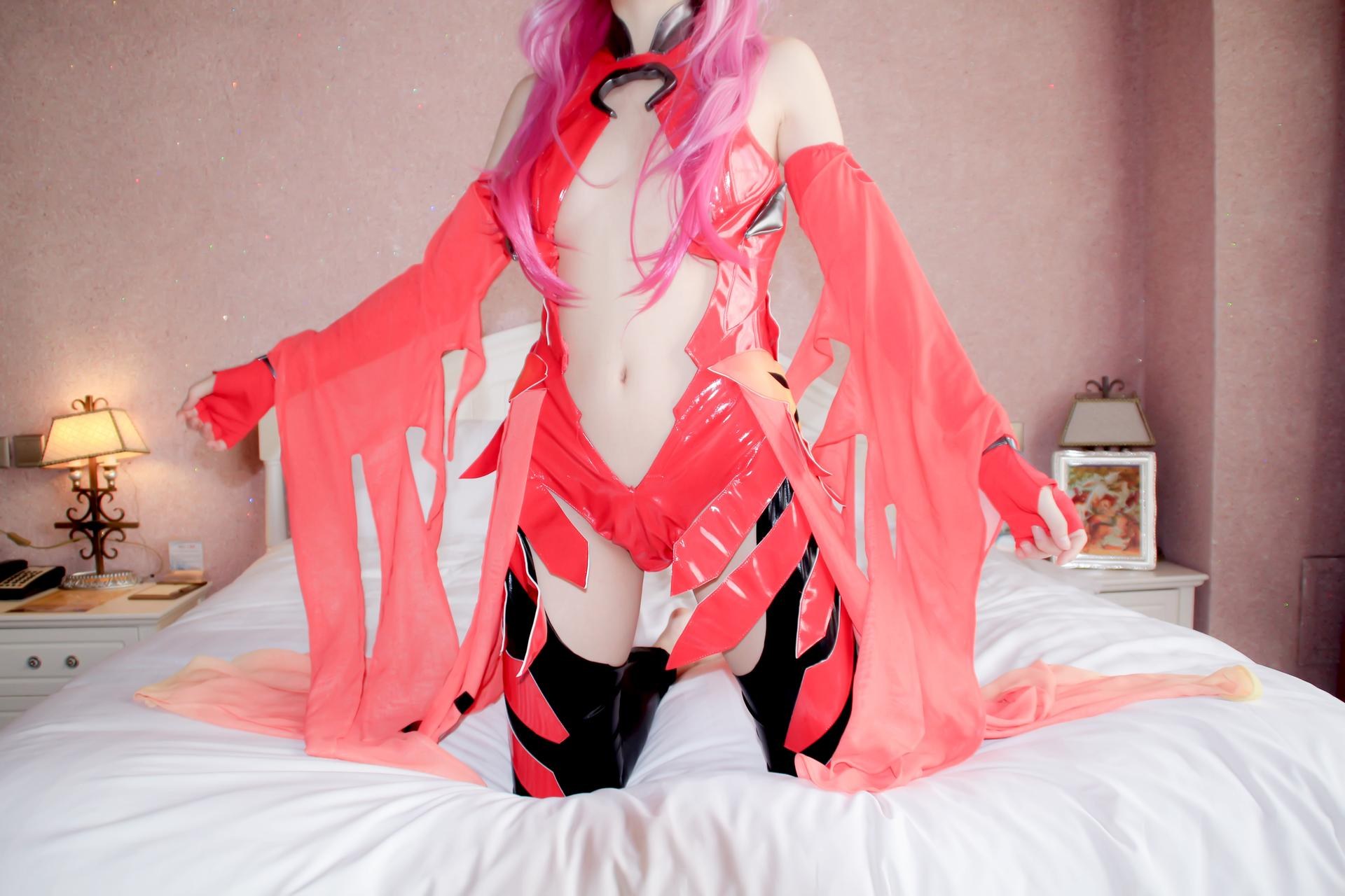 [cosplay] 少女映画 - 罪恶王冠 楪祈：翘臀女仆露穴大尺度角色还原 151P