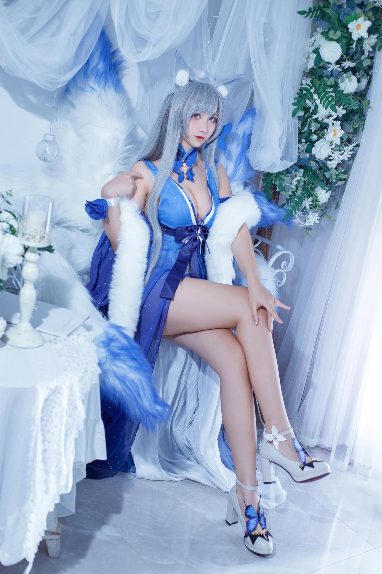 [cosplay] 九曲Jean - 碧蓝航线 信浓礼服：碧蓝航线 信浓礼服角色还原美腿大尺度 8P