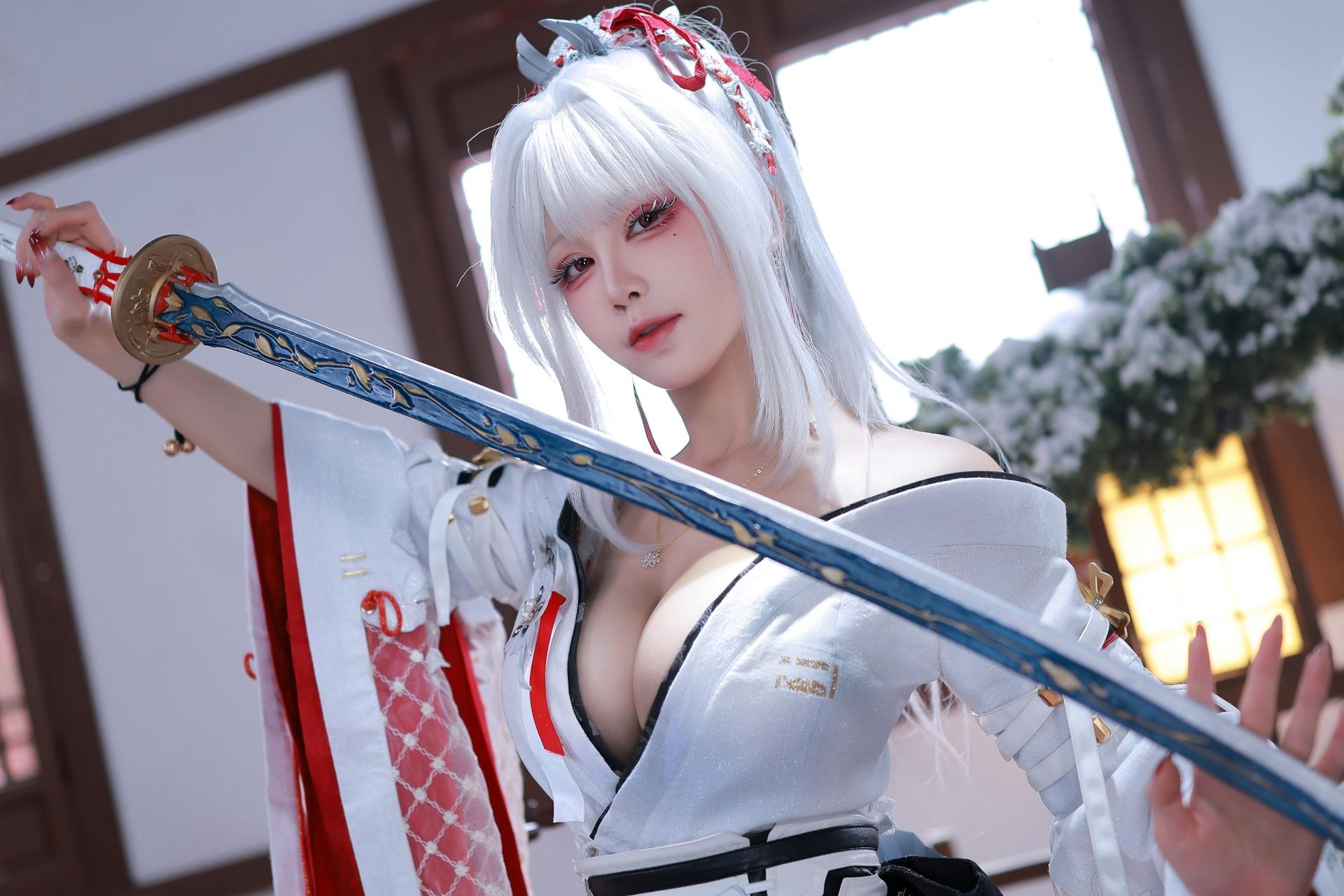 [cosplay] 水淼aqua - 鸣潮 绯雪：鸣潮 绯雪角色还原美腿大尺度 51P