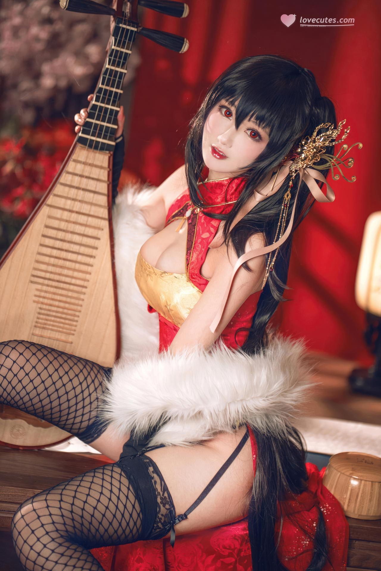 [Cosplay] Hanyu Sanwei - Taihou sườn xám đỏ dáng đẹp 21P