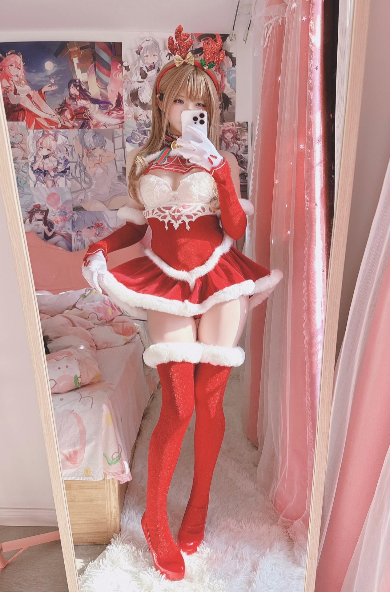 Xi Daidai - Christmas Theme 사적인 분위기의 실사 사진집 16P