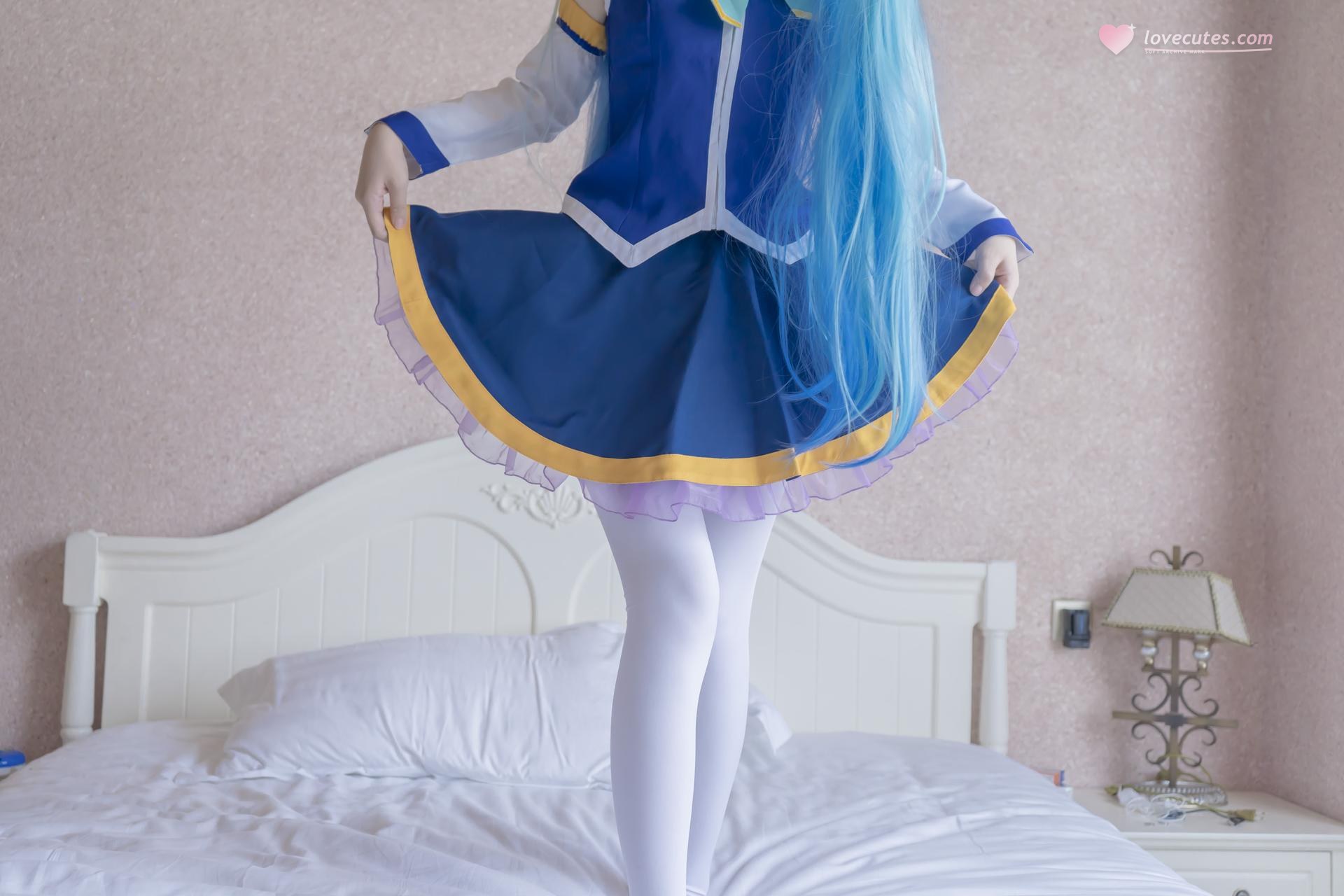 [cosplay] 少女映画 - 阿库娅：翘臀大尺度露点角色还原 80P