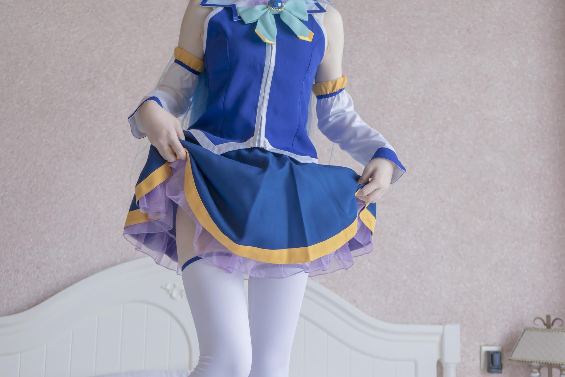 [cosplay] 少女映画 - 阿库娅：翘臀大尺度露点角色还原 80P