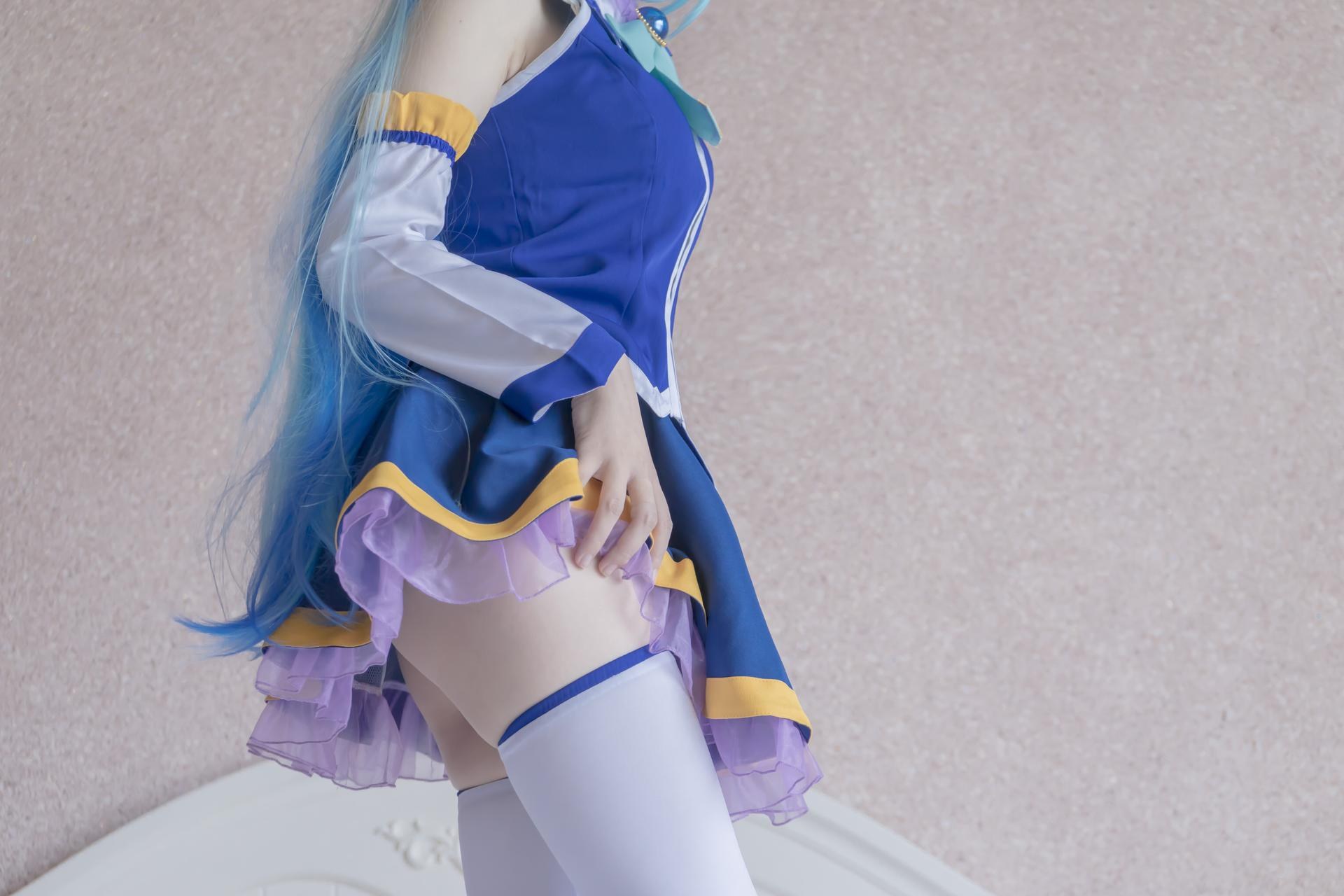 [cosplay] 少女映画 - 阿库娅：翘臀大尺度露点角色还原 80P