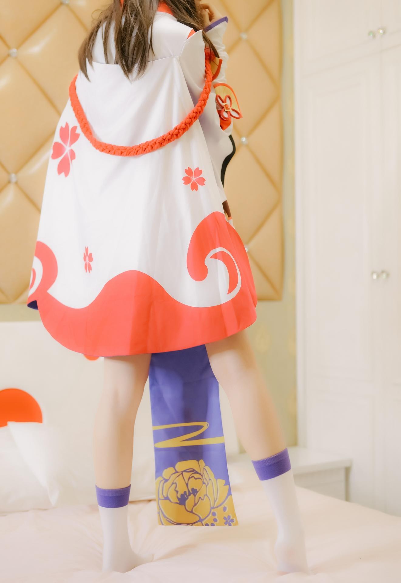 [cosplay] 少女映画 - 阴阳师 雪女：翘臀露穴学生装大尺度角色还原 96P