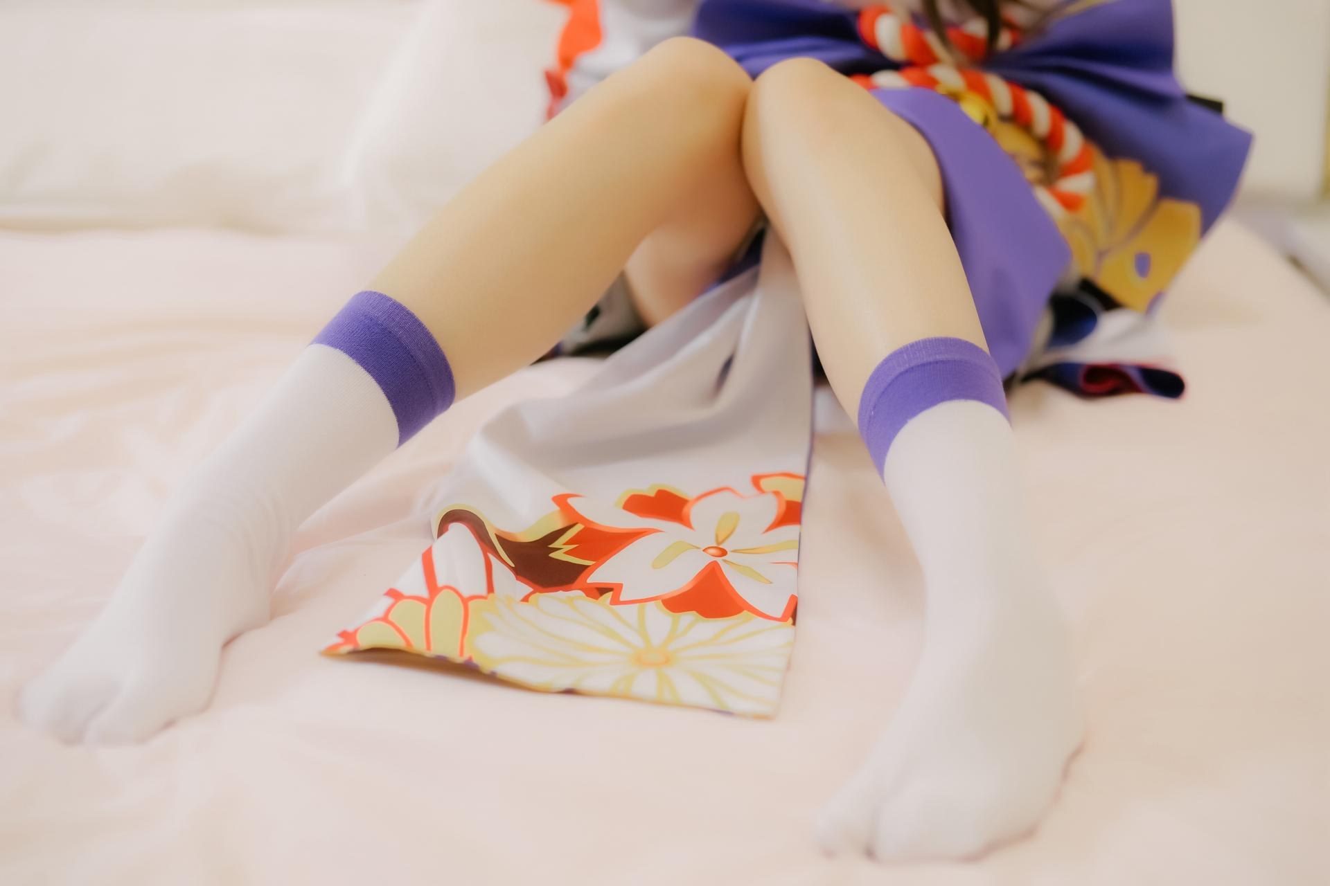 [cosplay] 少女映画 - 阴阳师 雪女：翘臀露穴学生装大尺度角色还原 96P