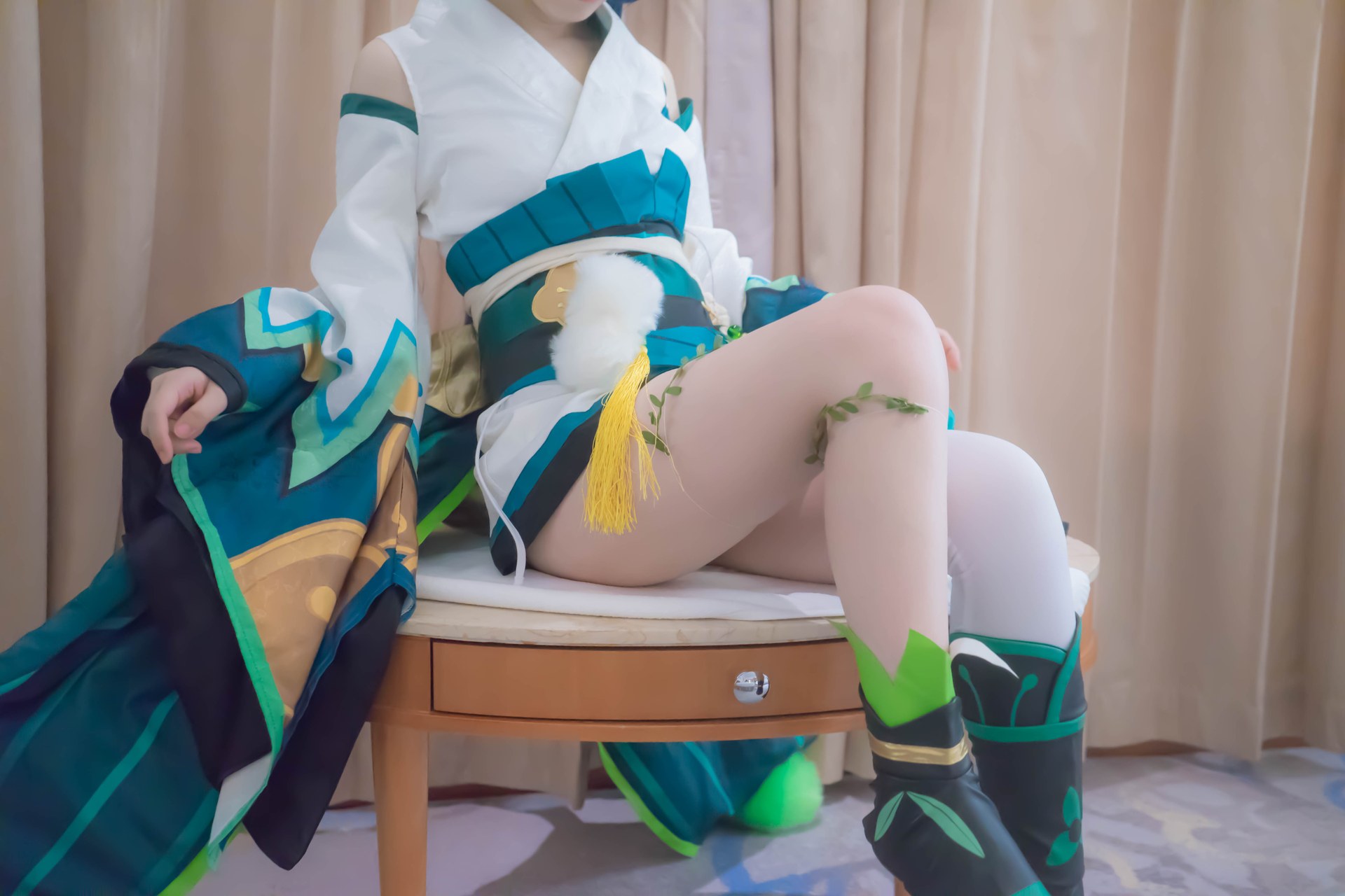[Cosplay] Shaonv Yinghua - Onmyoji Hotarugusa: adult styling topless details curvy hips photo set 91P1V