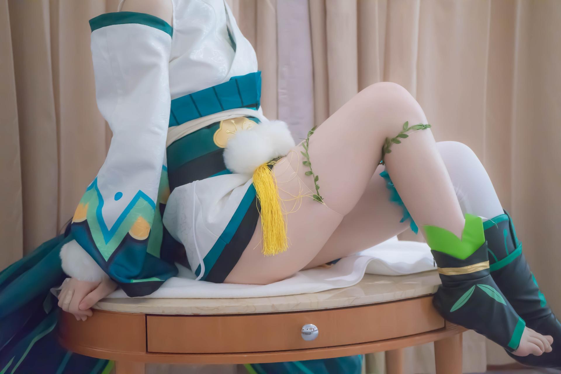 [Cosplay] Shaonv Yinghua - Onmyoji Hotarugusa: adult styling topless details curvy hips photo set 91P1V