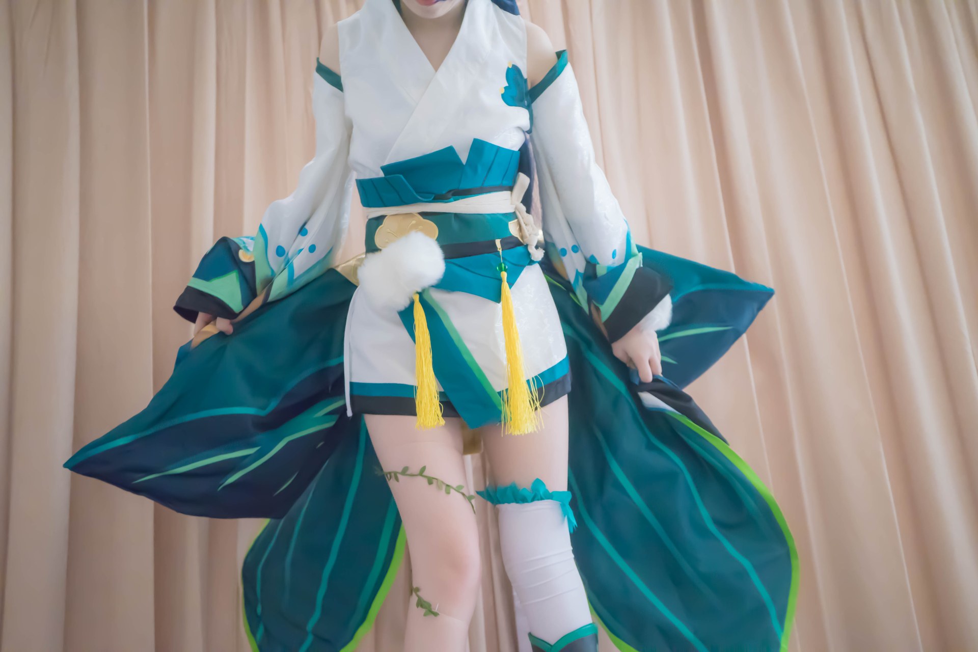 [Cosplay] Shaonv Yinghua - Onmyoji Hotarugusa: adult styling topless details curvy hips photo set 91P1V