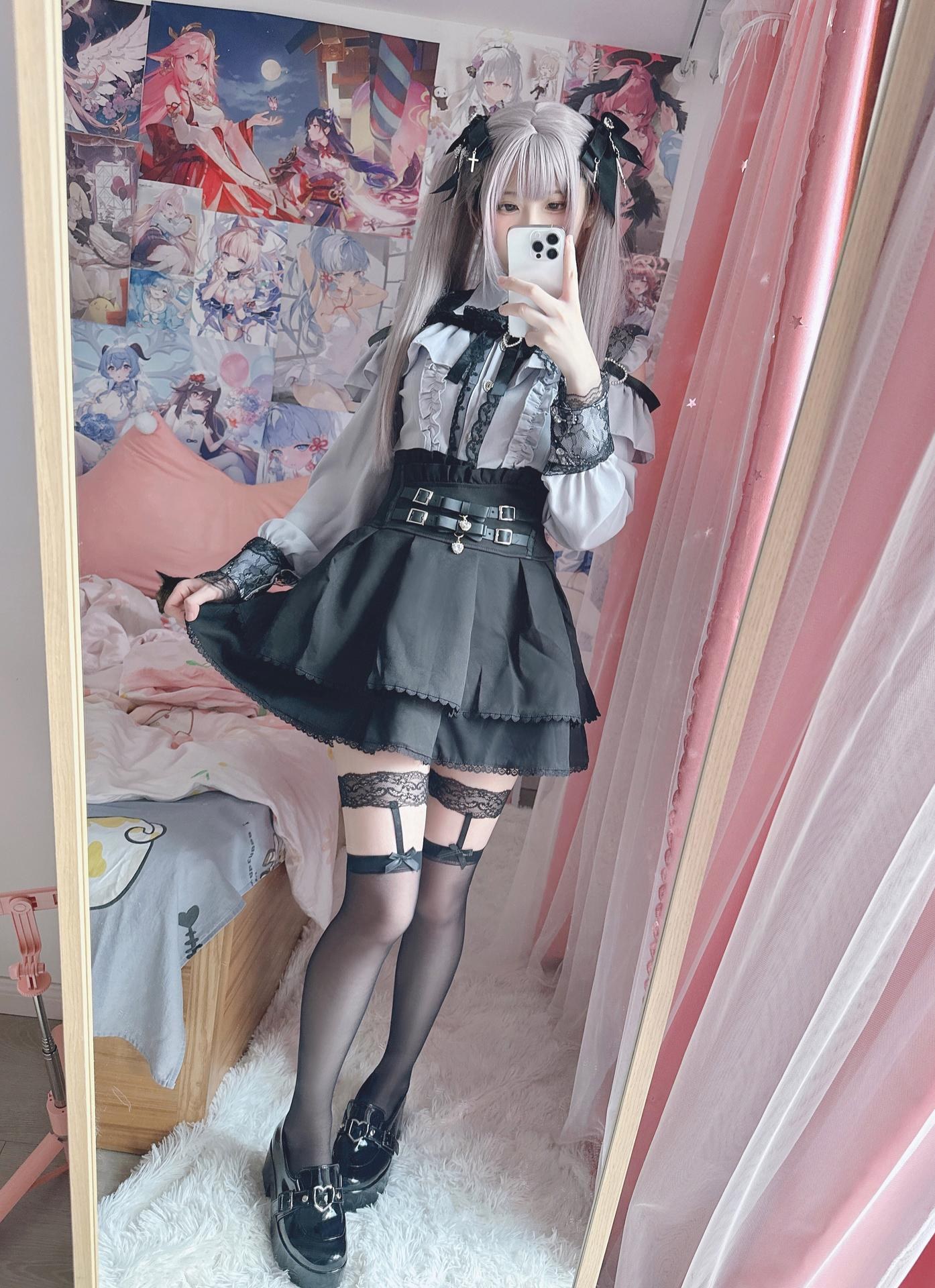 Xi Daidai - Casual Wear Theme private-style real-person photo set 20P2V
