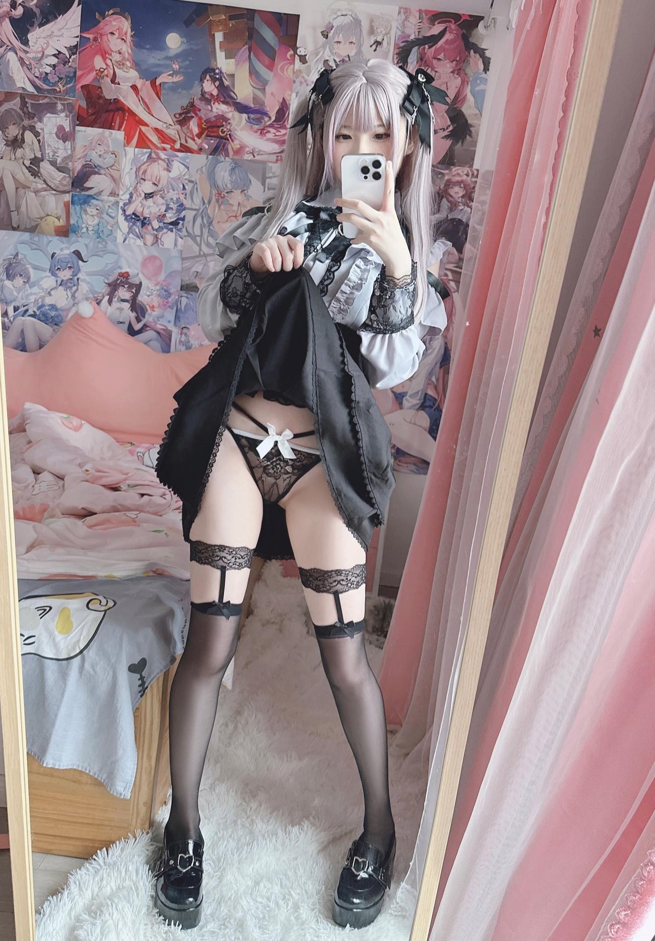 Xi Daidai - Casual Wear Theme private-style real-person photo set 20P2V
