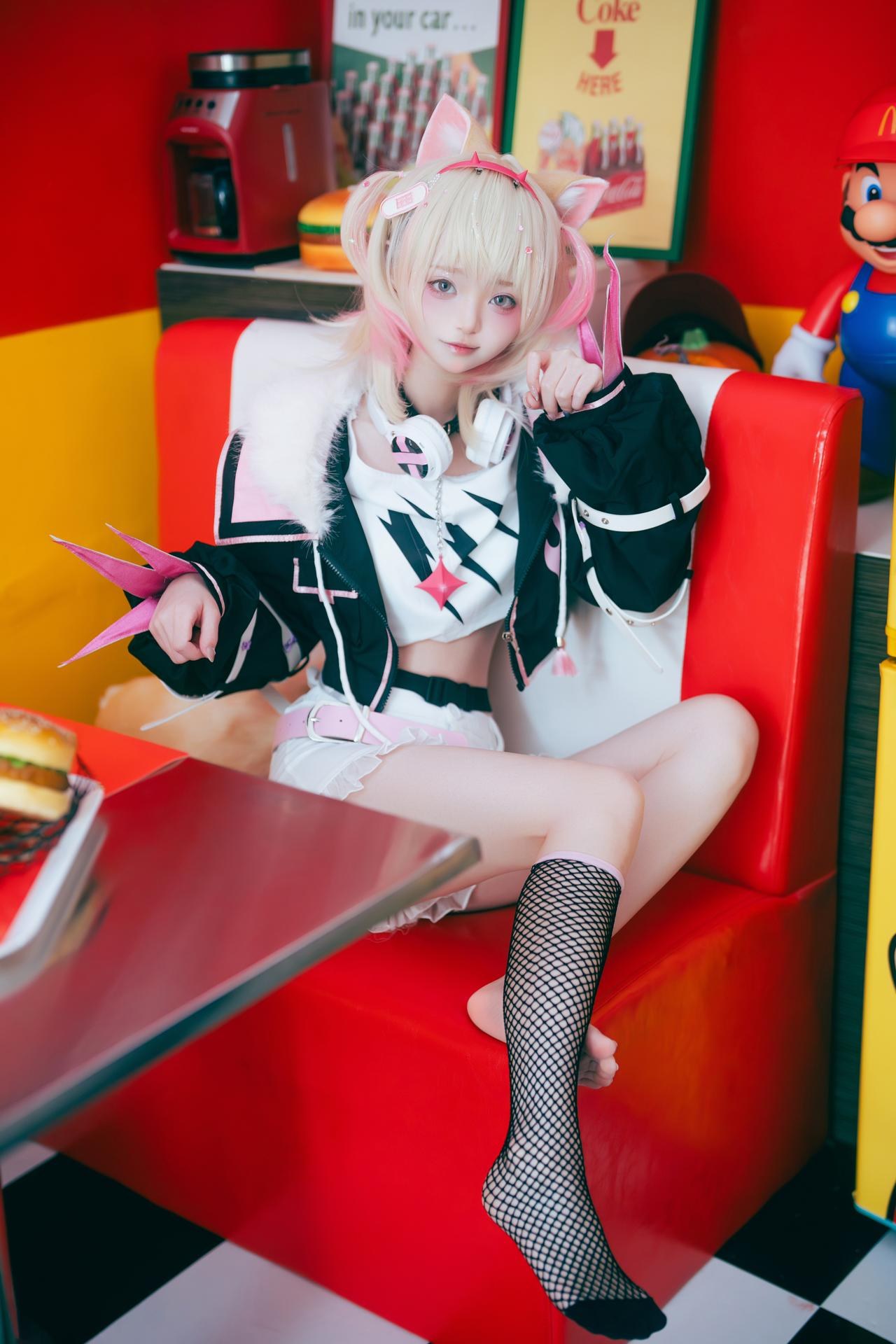 [Cosplay] Irisuare( - เซ็ต Red White Kemonomimi Video 23P1V